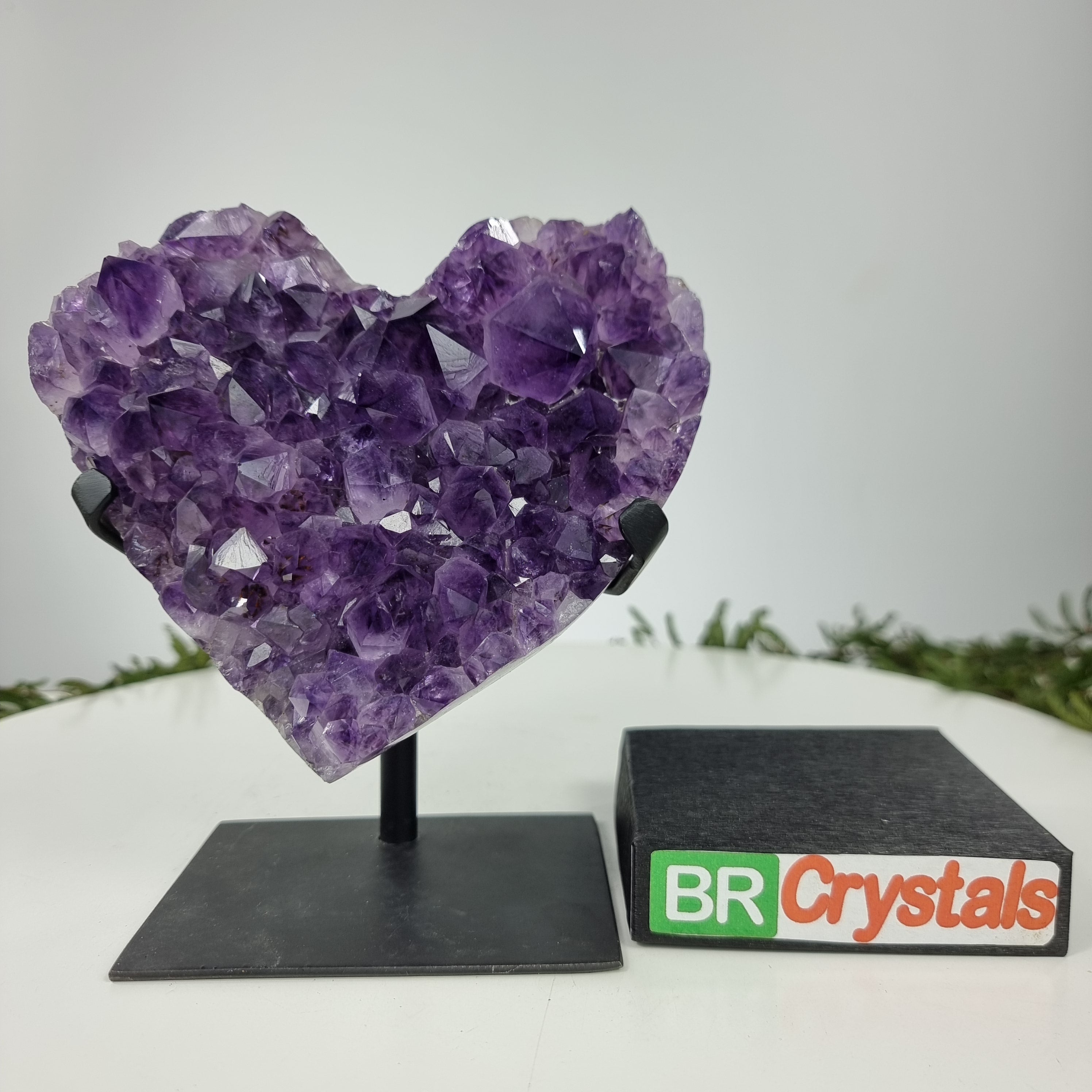 Coração de Ametista Especial | Peso 1,30 Kgs, Altura 19 cm | Energia, Beleza e Sofisticação
