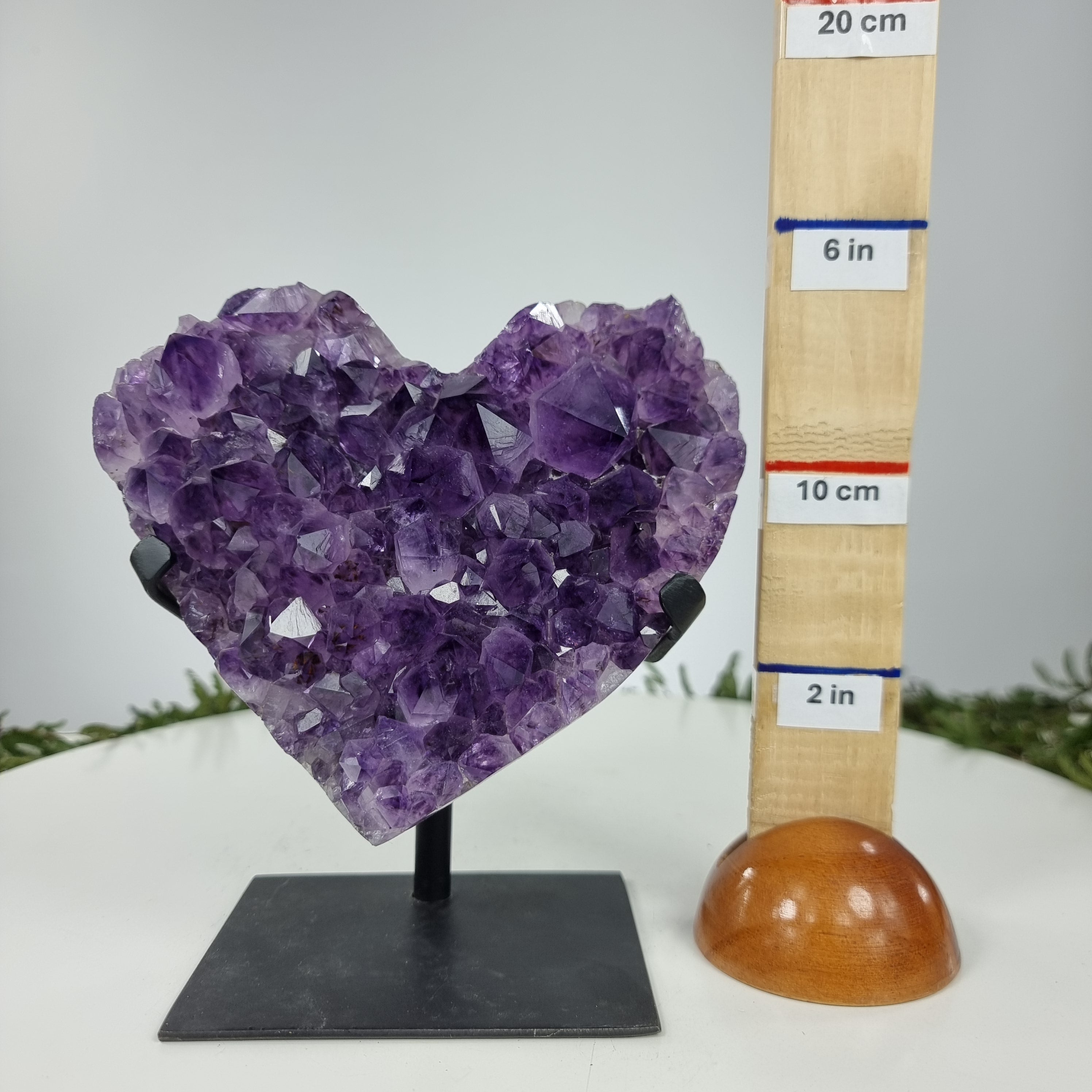 Coração de Ametista Especial | Peso 1,30 Kgs, Altura 19 cm | Energia, Beleza e Sofisticação