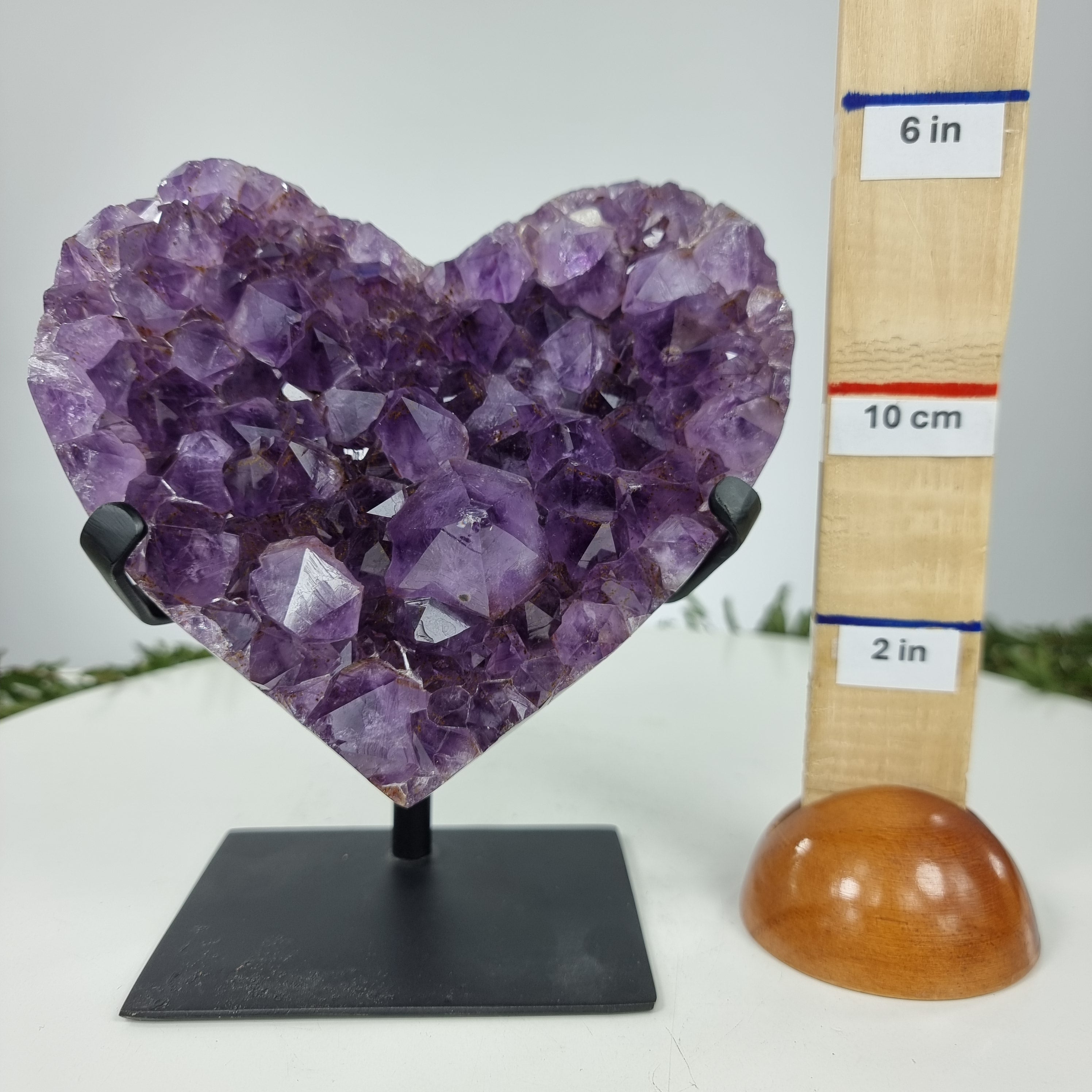 Coração de Ametista Especial | Peso 1,38 Kgs, Altura 18 cm | Energia, Beleza e Sofisticação