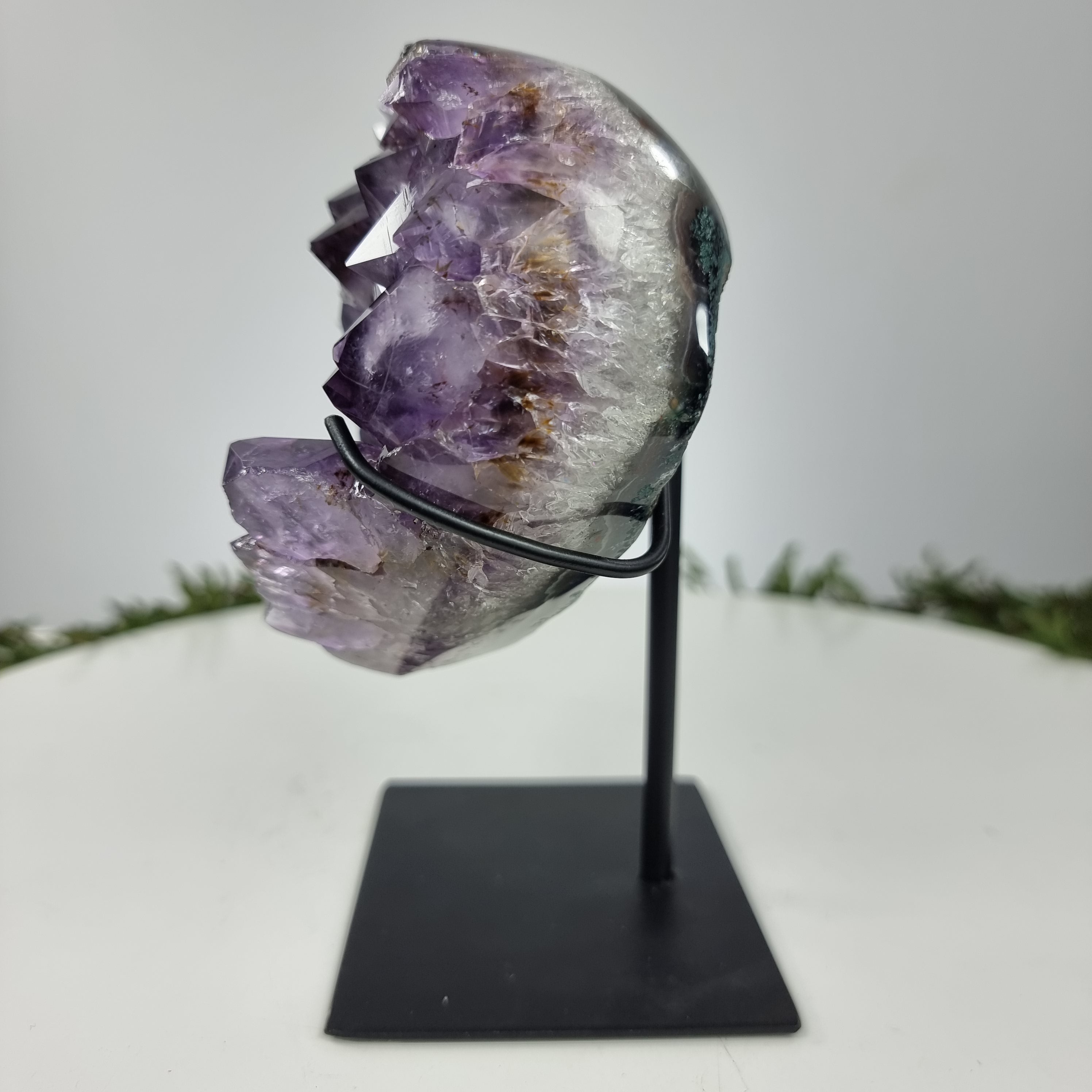 Coração de Ametista Especial | Peso 1,35 Kgs, Altura 18 cm | Energia, Beleza e Sofisticação