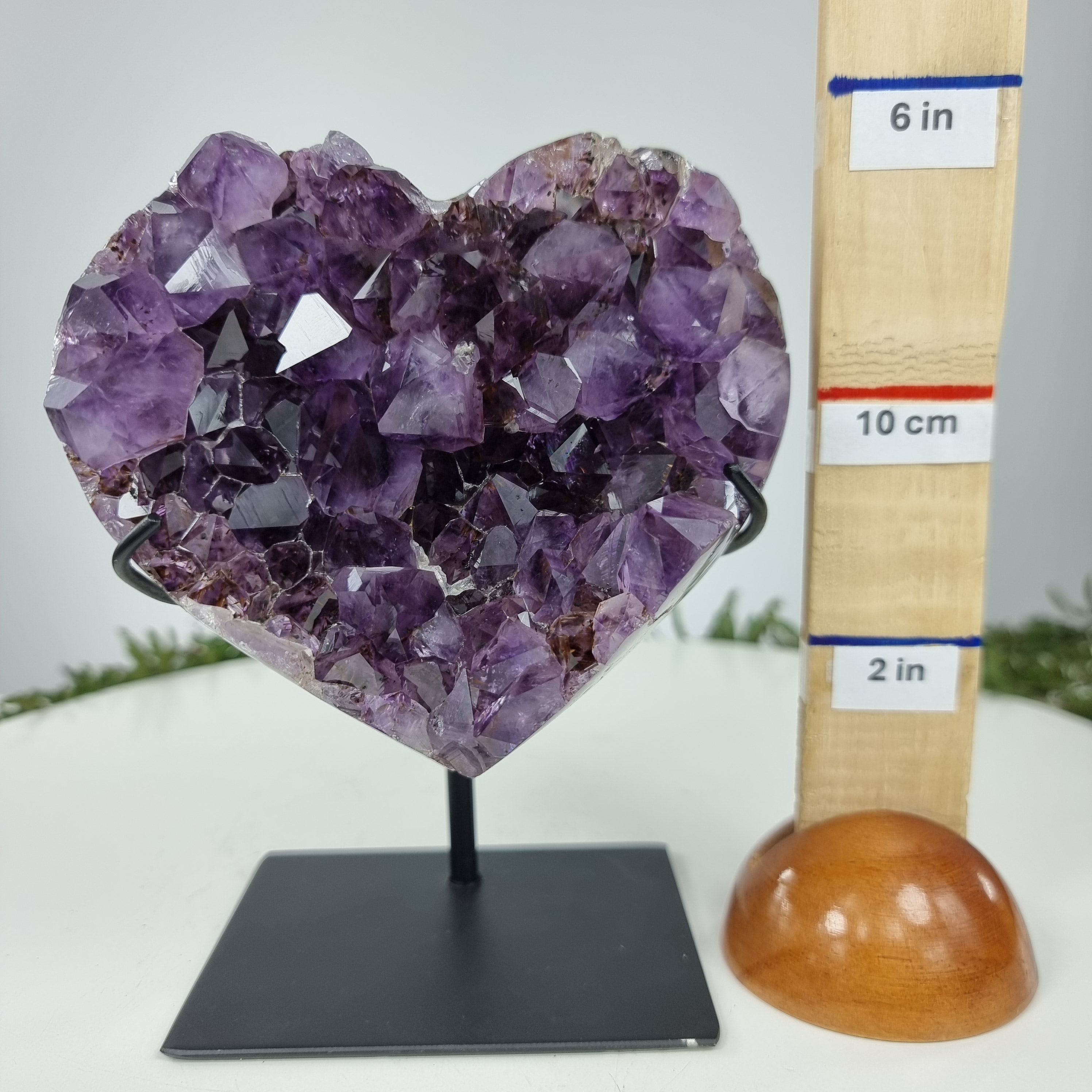 Coração de Ametista Especial | Peso 1,35 Kgs, Altura 18 cm | Energia, Beleza e Sofisticação