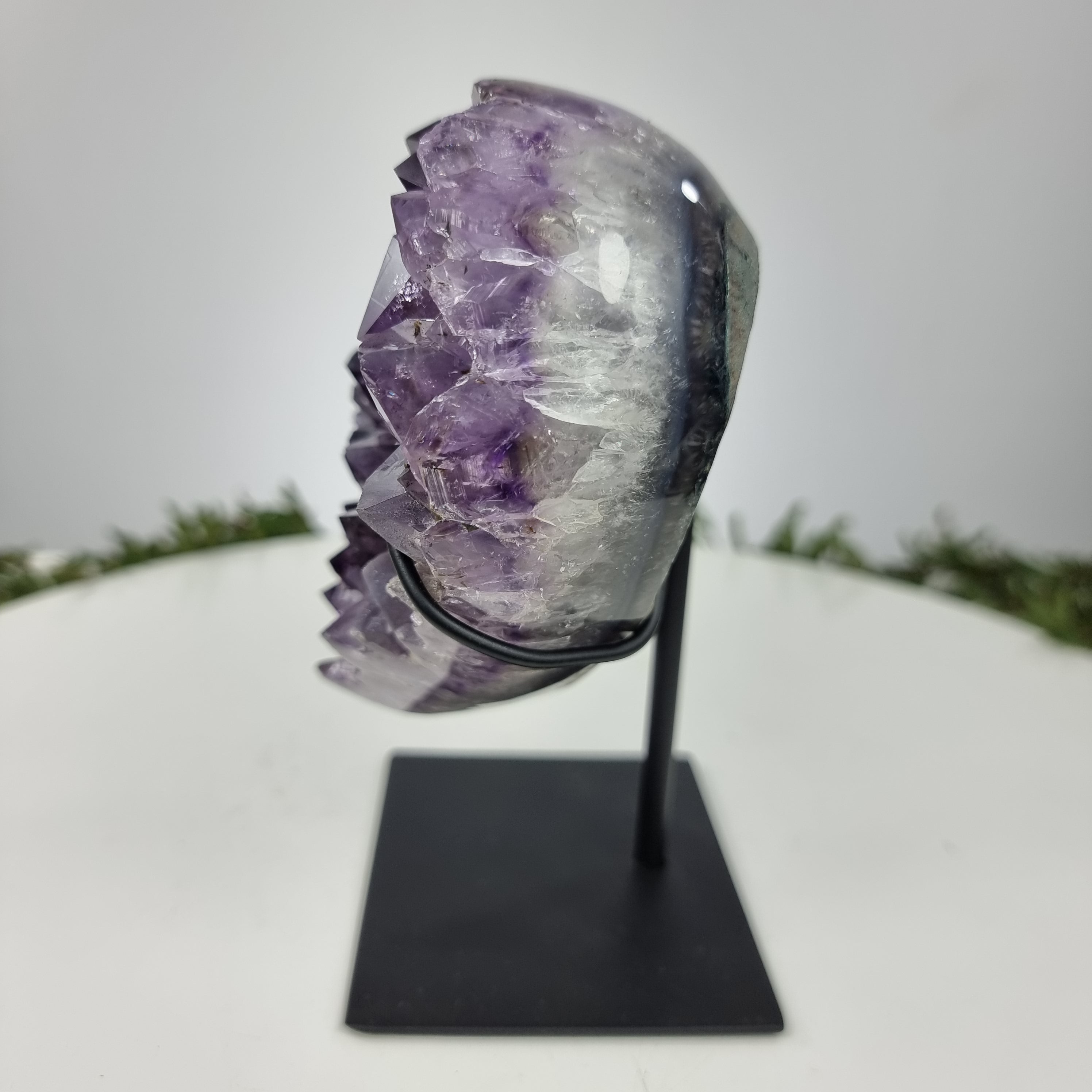 Coração de Ametista Especial | Peso 1,55 Kgs, Altura 14 cm | Energia, Beleza e Sofisticação