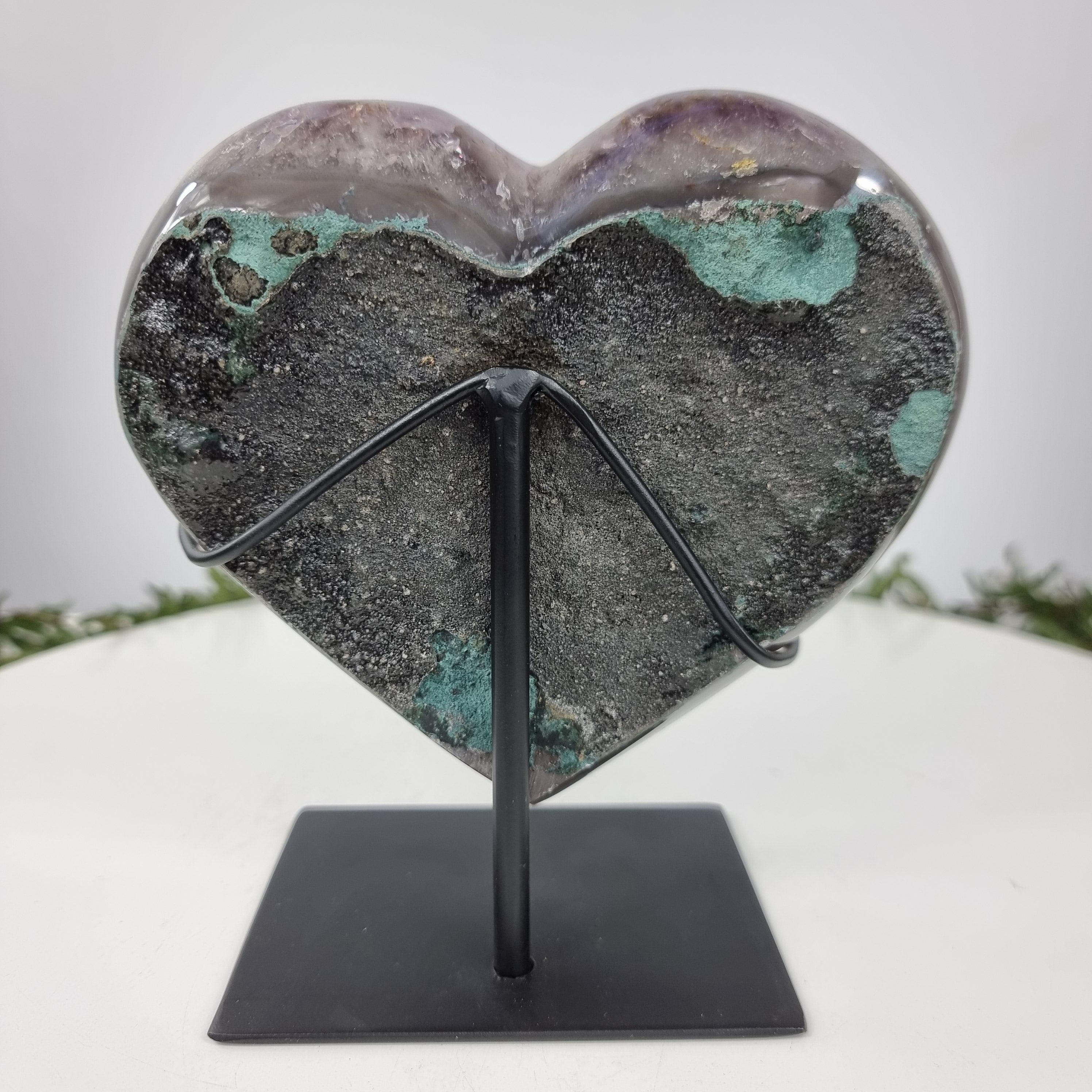 Coração de Ametista Especial | Peso 1,75 Kgs, Altura 17 cm | Energia, Beleza e Sofisticação