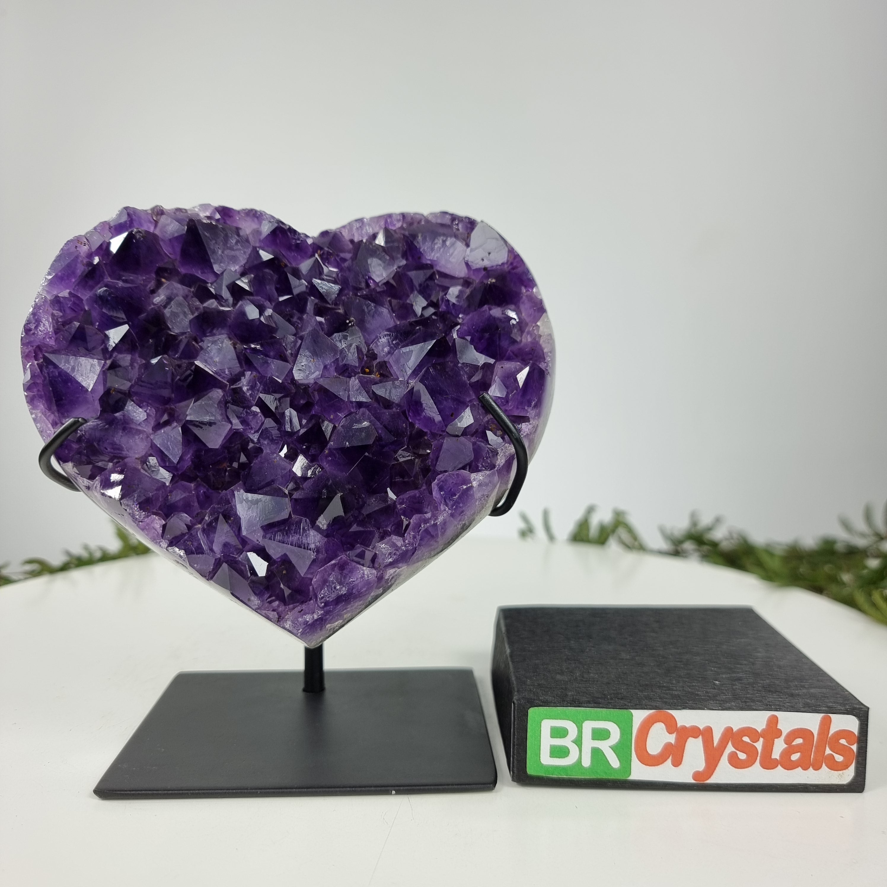 Coração de Ametista Especial | Peso 1,35 Kgs, Altura 17 cm | Energia, Beleza e Sofisticação