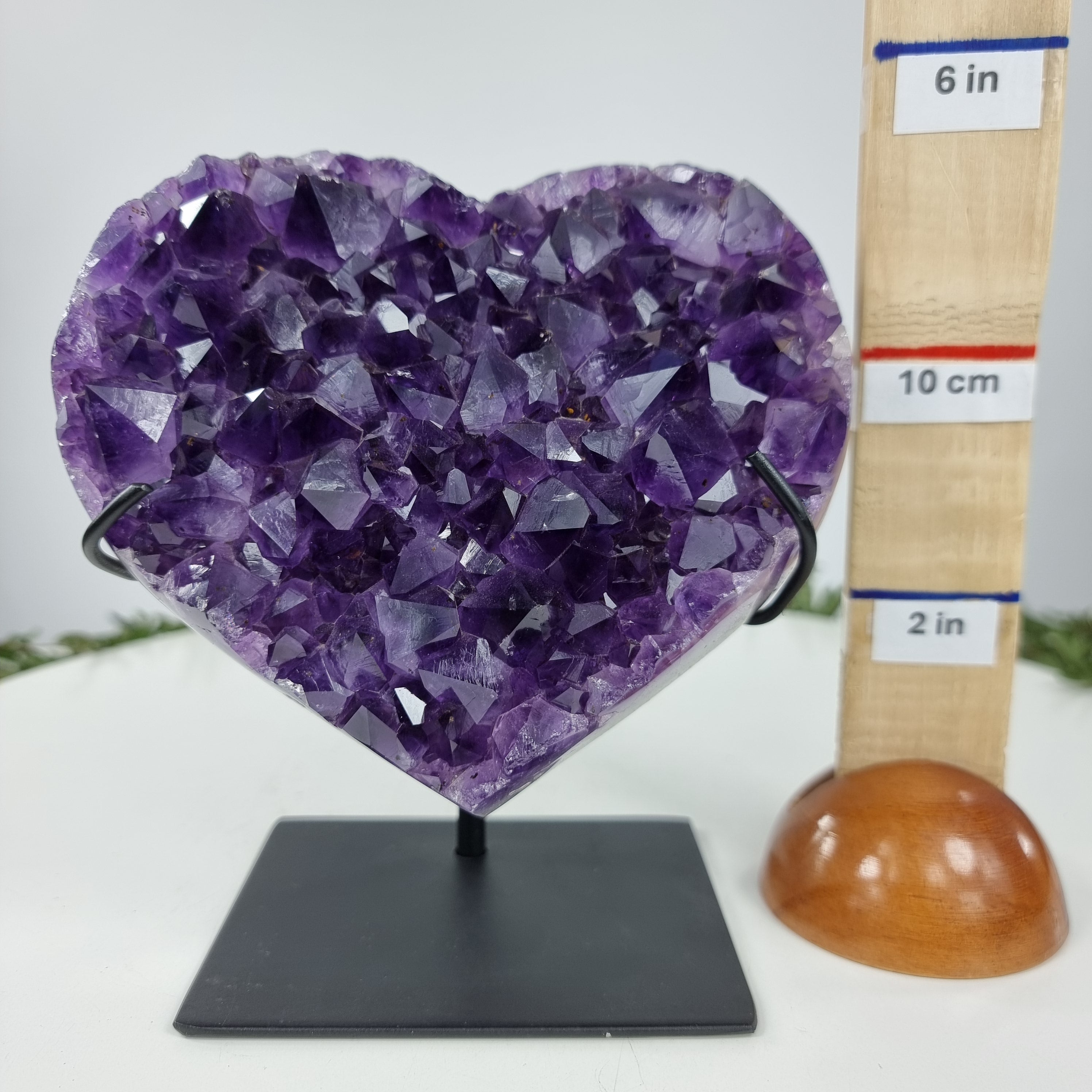 Coração de Ametista Especial | Peso 1,35 Kgs, Altura 17 cm | Energia, Beleza e Sofisticação