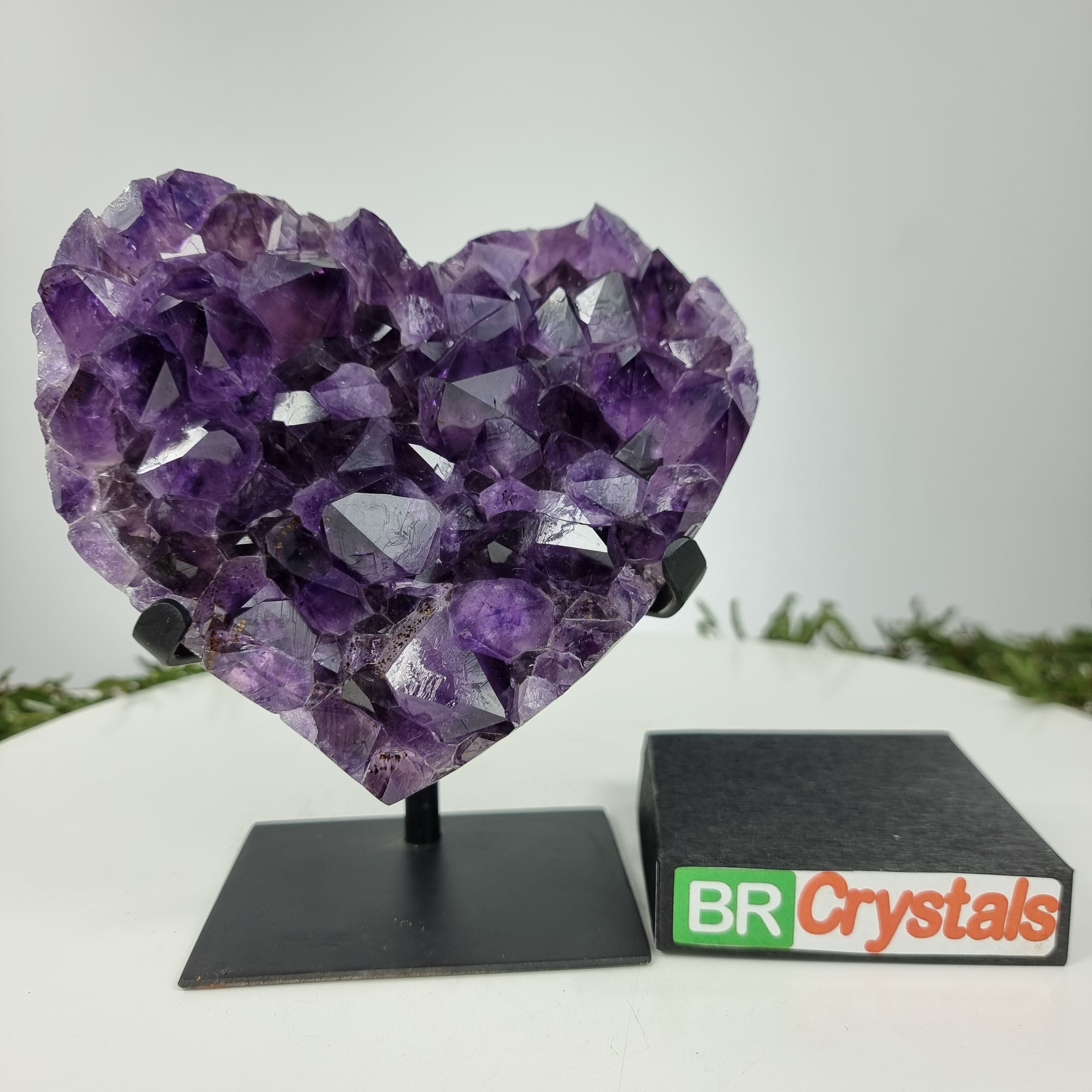 Coração de Ametista Especial | Peso 1,85 Kgs, Altura 19 cm | Energia, Beleza e Sofisticação