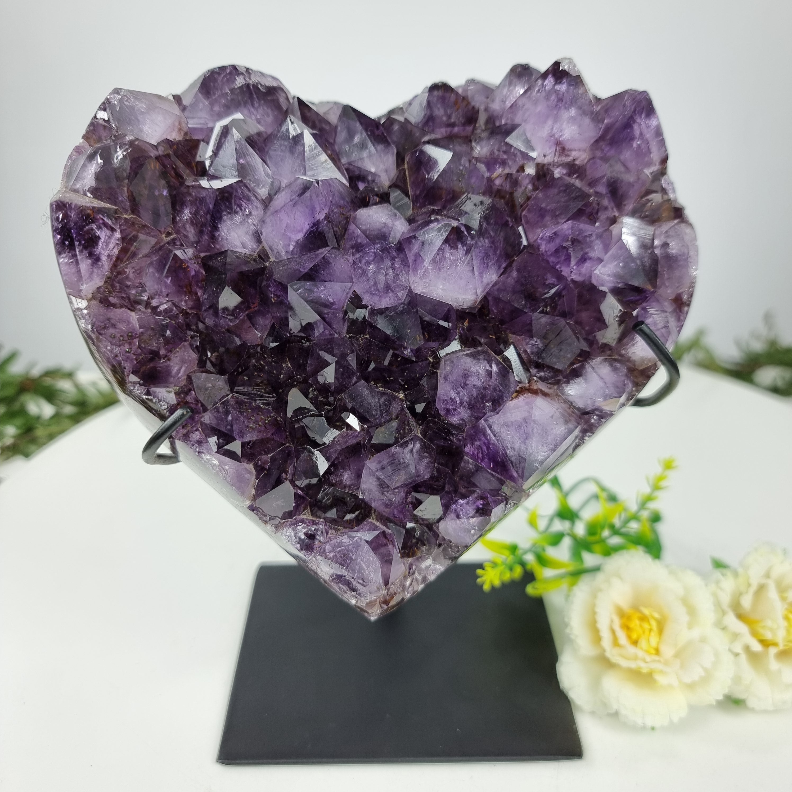 Coração de Ametista Especial | Peso 1,88 Kgs, Altura 21 cm | Energia, Beleza e Sofisticação