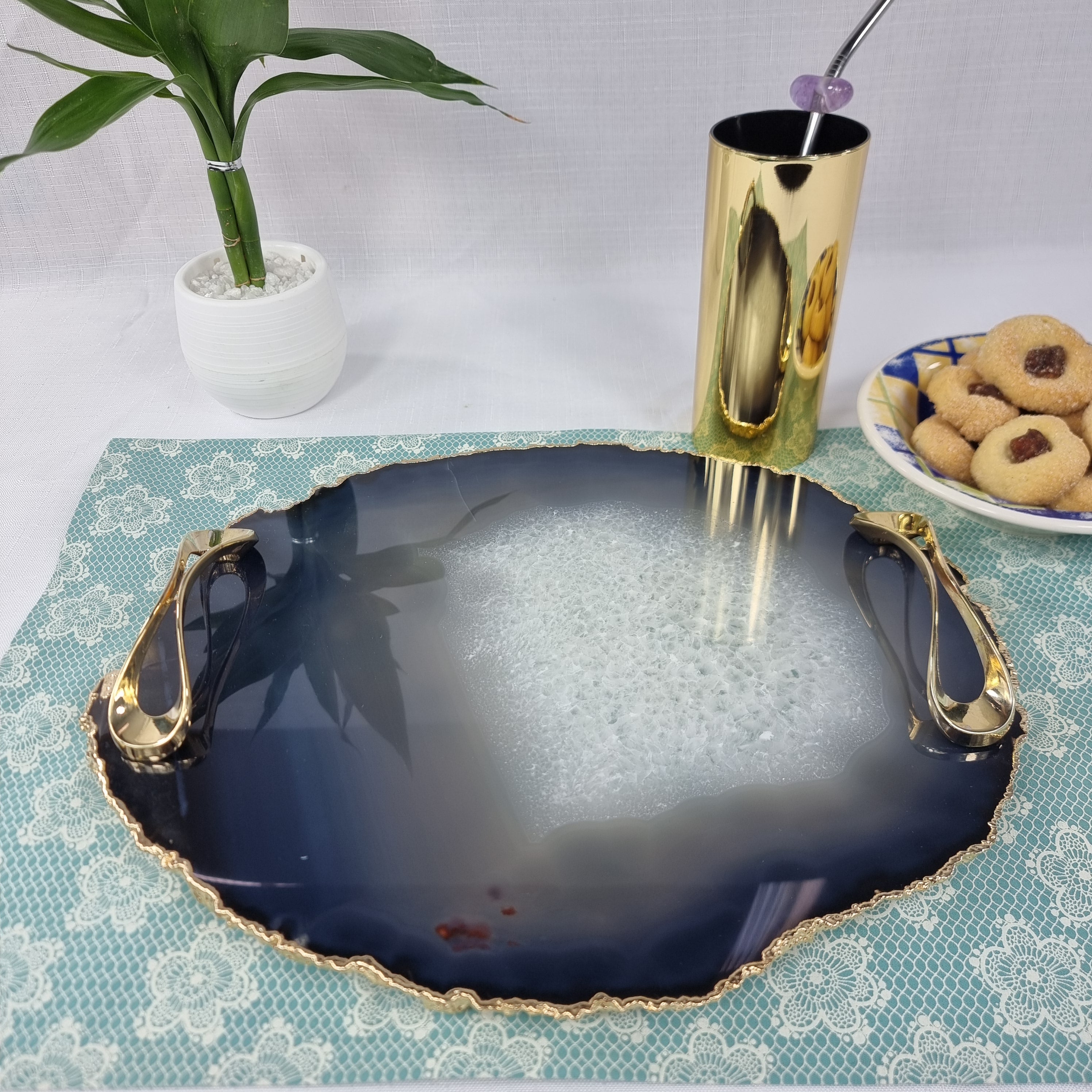 Bandejas de Ágatas Naturais com Puxadores| 1 Unidade Banho Dourado | Tamanho 30 cm | Peça Artesanal BR Crystals