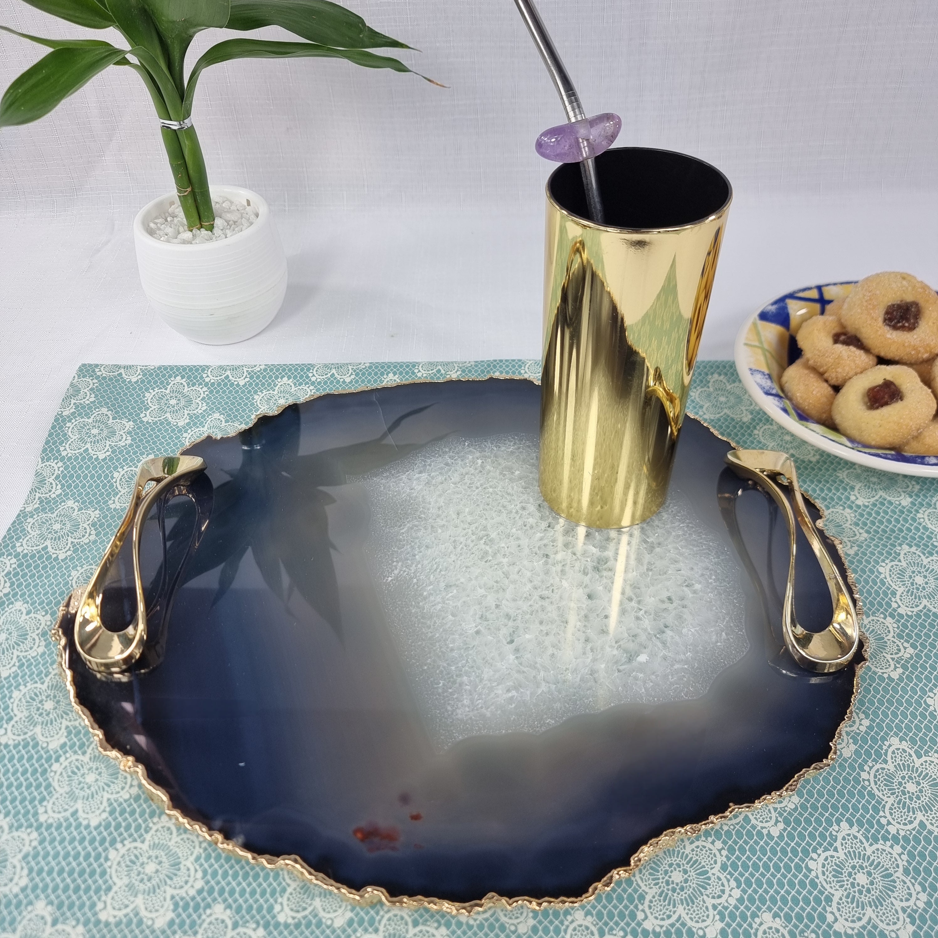 Bandejas de Ágatas Naturais com Puxadores| 1 Unidade Banho Dourado | Tamanho 30 cm | Peça Artesanal BR Crystals