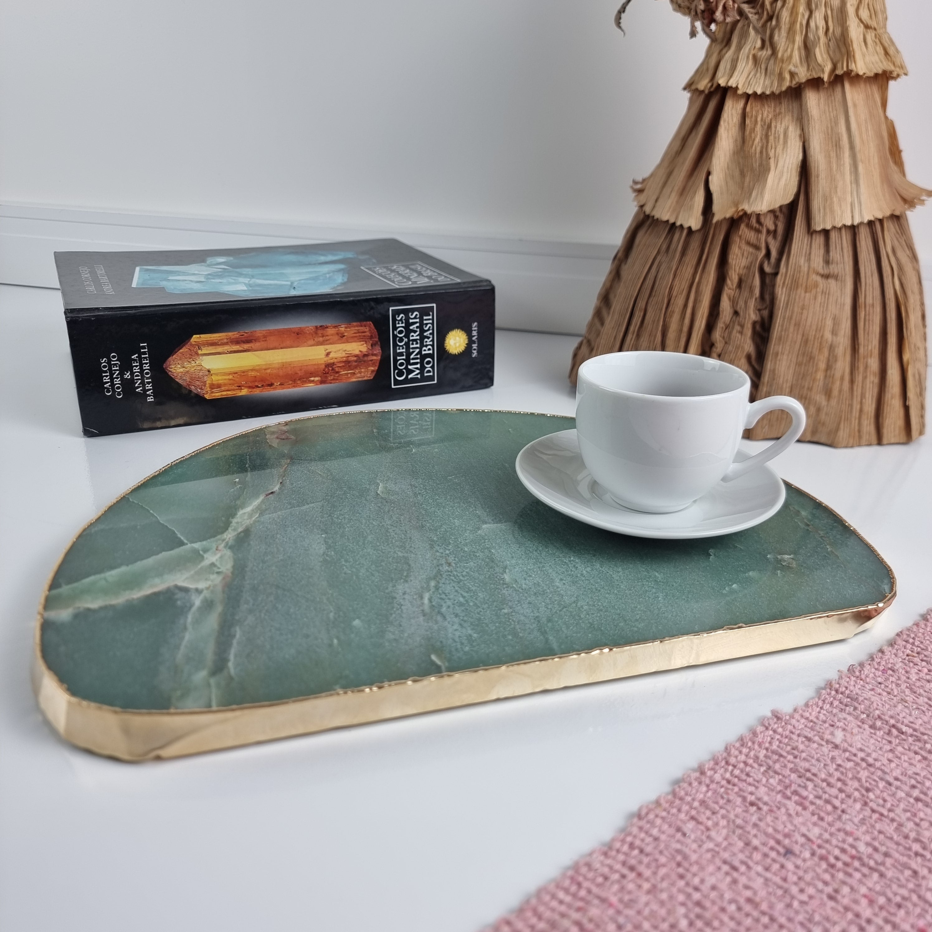 Bandejas de Cuarzo con BORDES DORADOS tamaño 30 a 35 cm y peso 3 kg