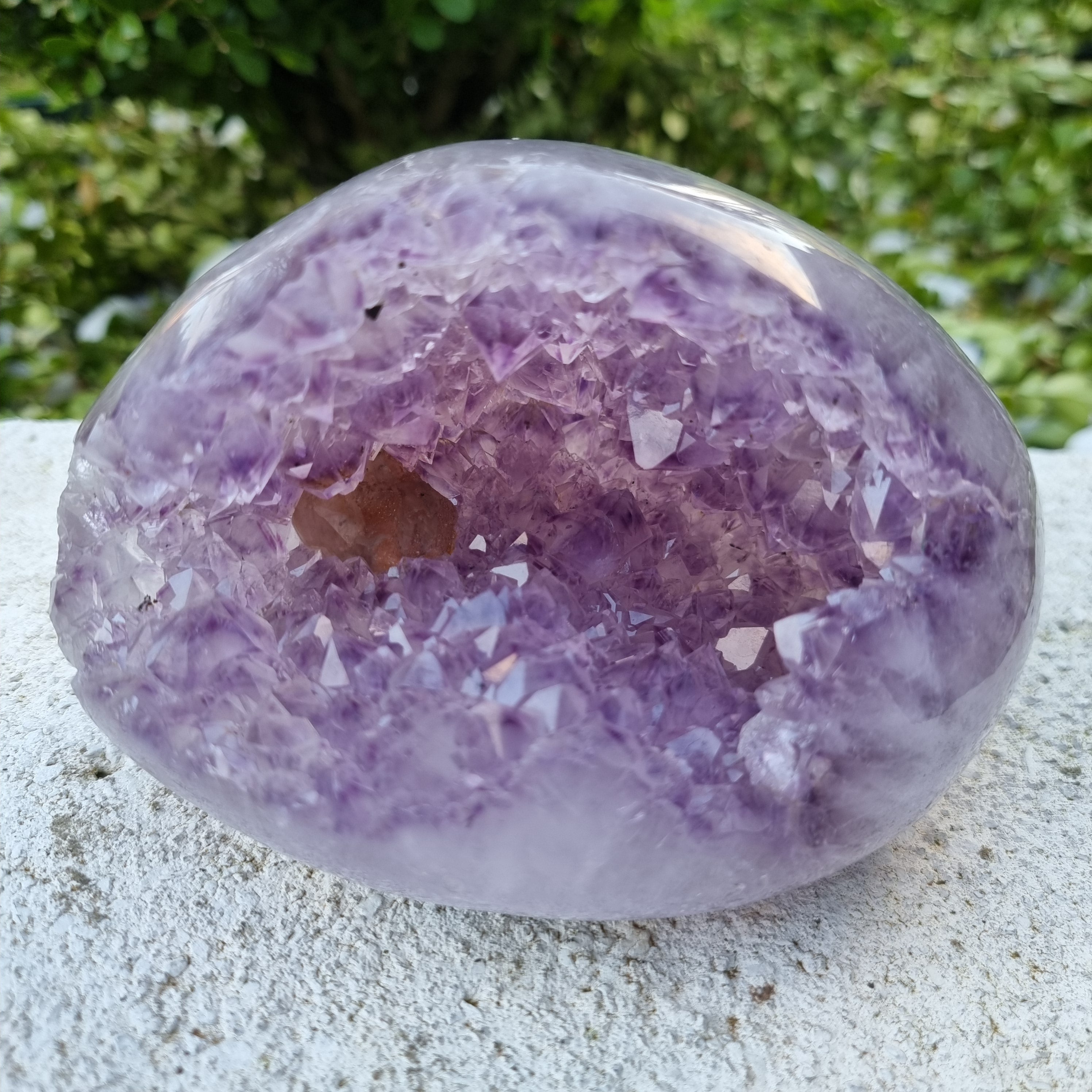 Drusa de Ametista Especial | Peso 1,95 Kgs, Altura 9 cm | Energia, Beleza e Sofisticação