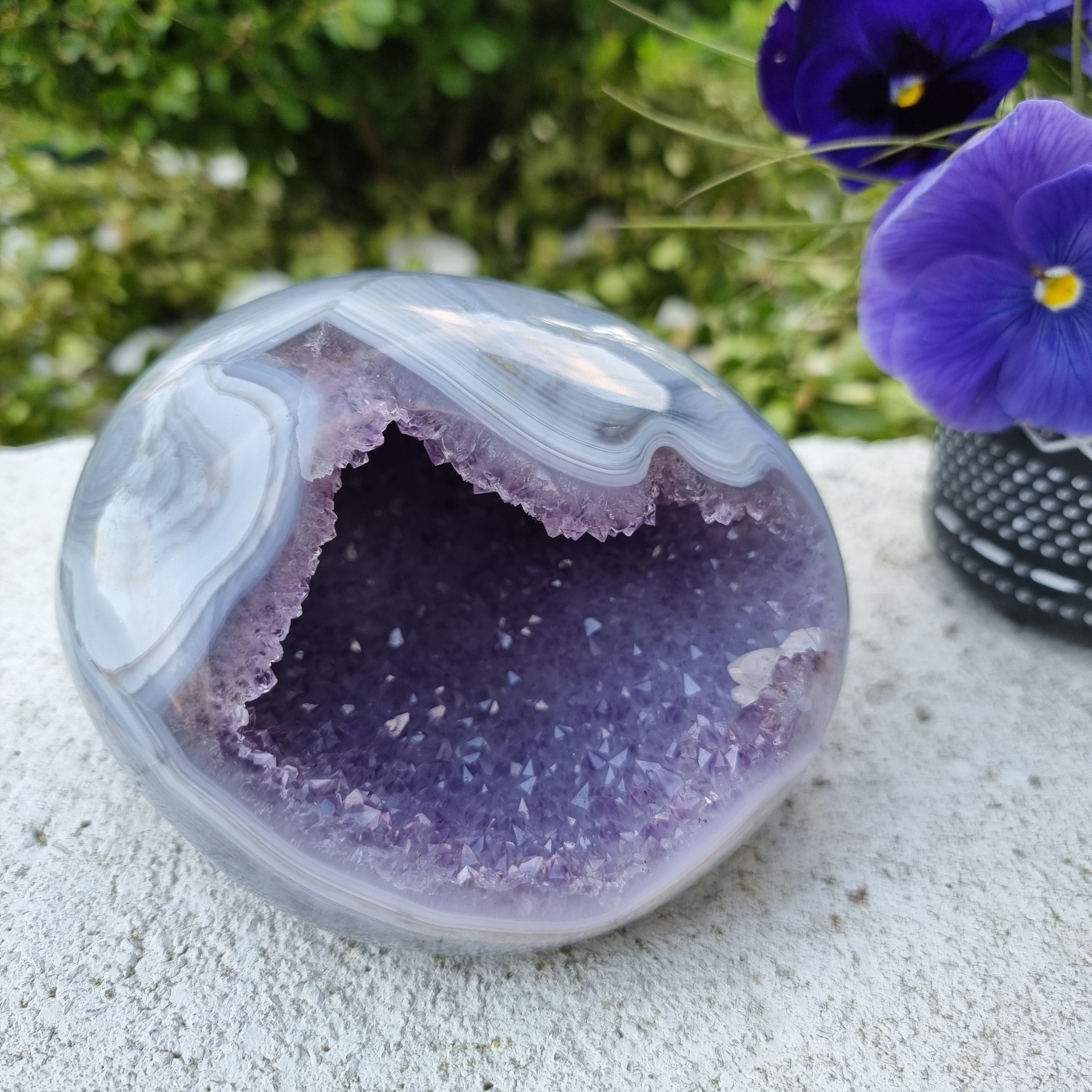 Drusa de Ametista Especial | Peso 1,95 Kgs, Altura 9 cm | Energia, Beleza e Sofisticação