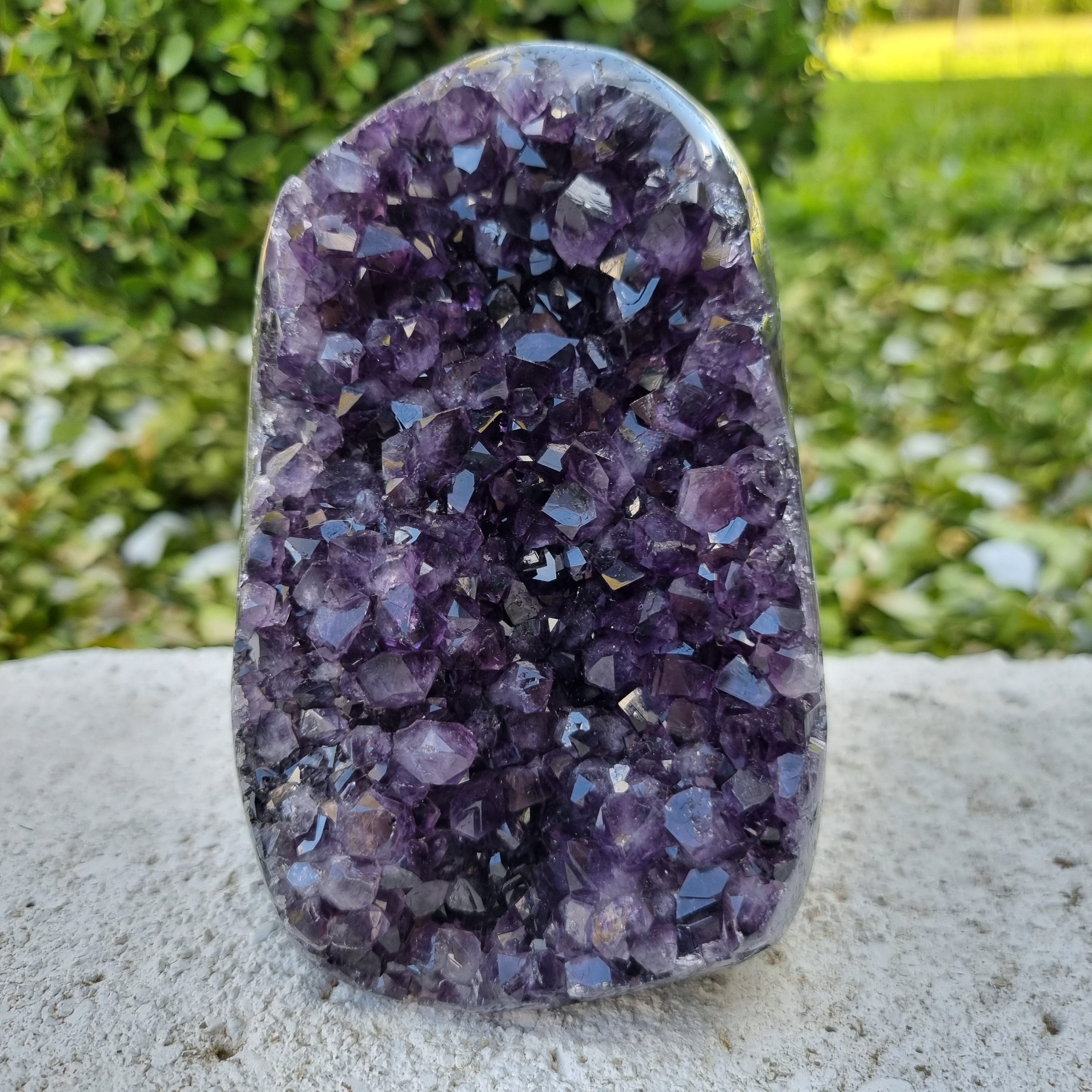 Ametista Formas Especial | Peso 1,95 Kgs, Altura 13 cm | Energia, Beleza e Sofisticação