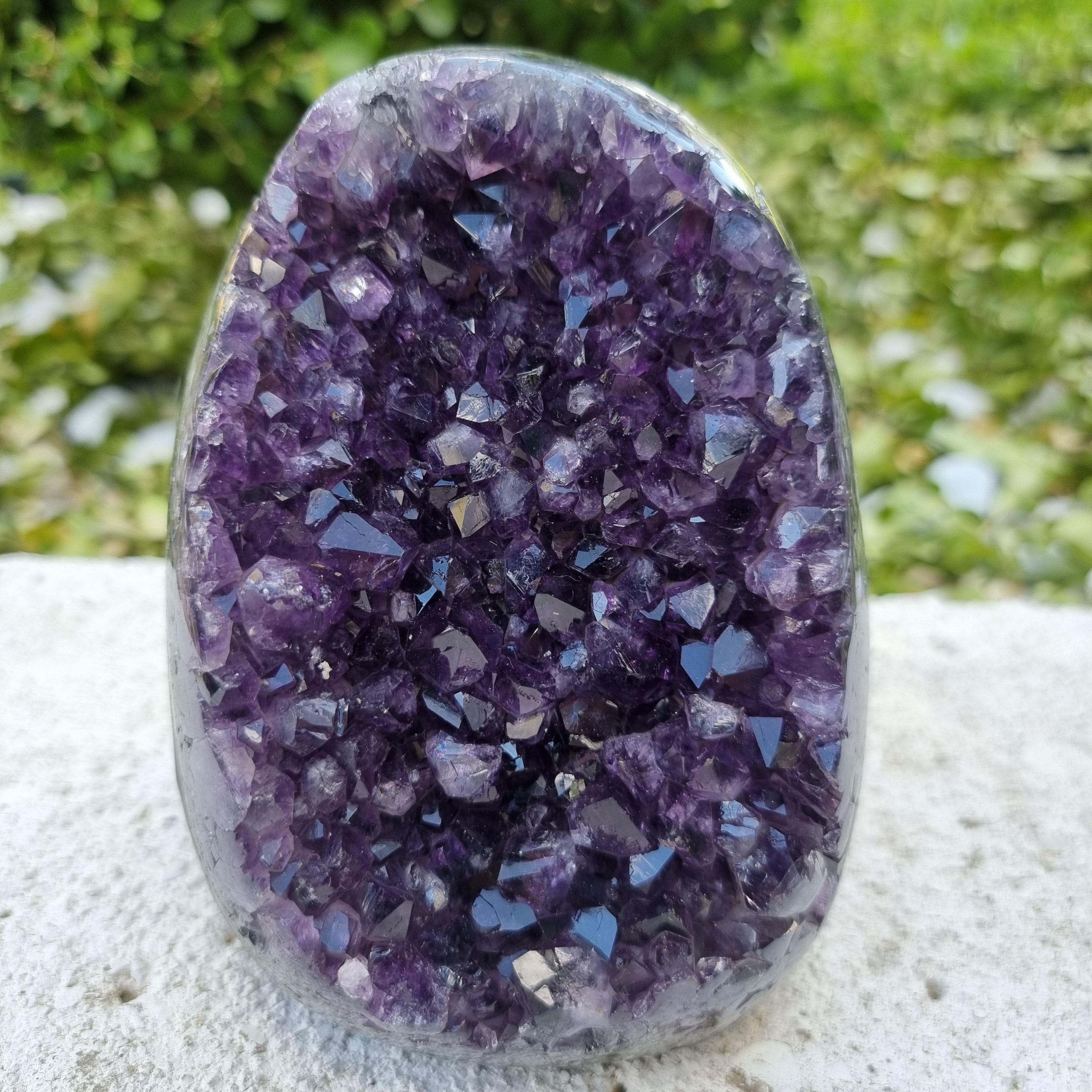 Ametista Formas Especial | Peso 1,95 Kgs, Altura 13 cm | Energia, Beleza e Sofisticação