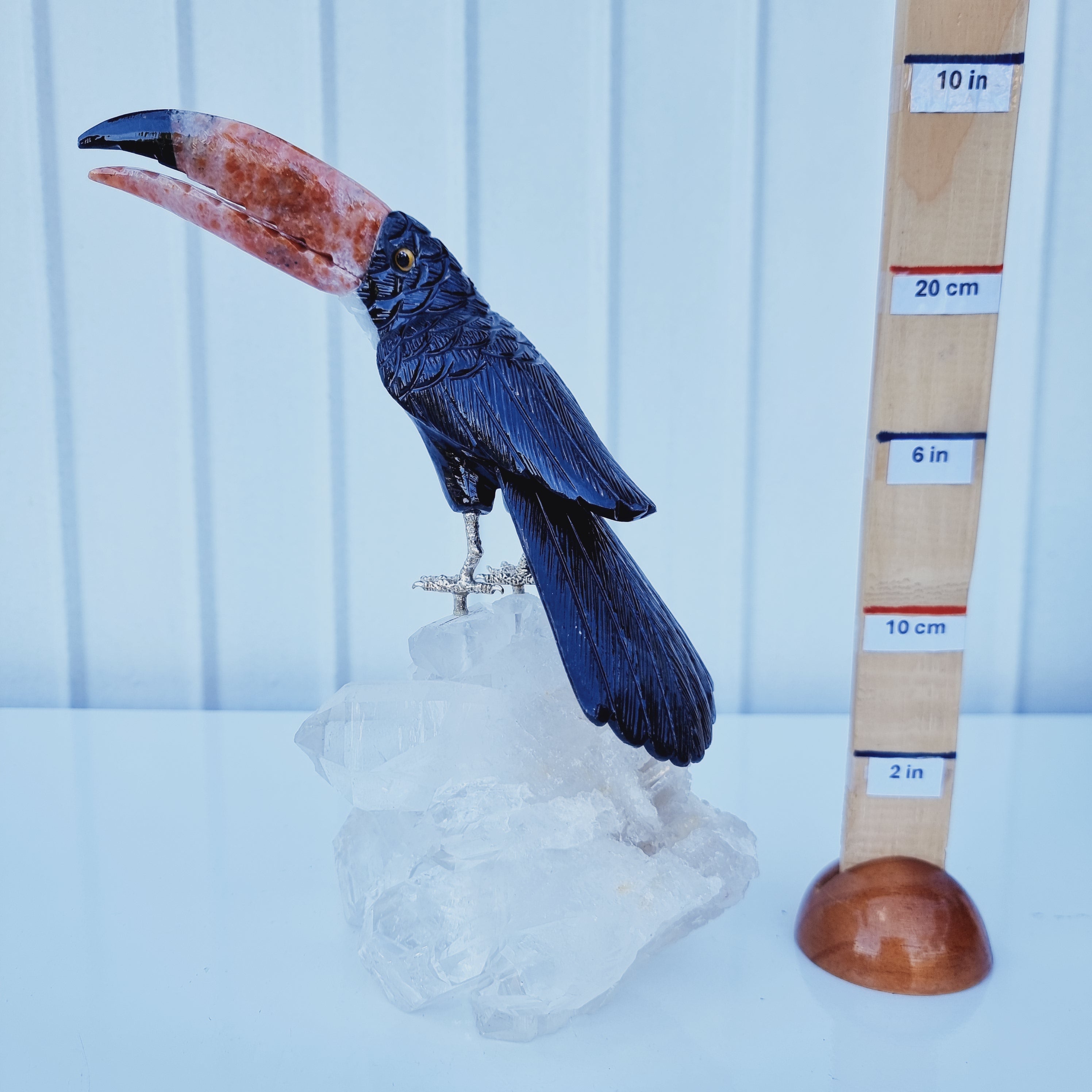 Tucano Preto de Cristal Natural Especial | Peso 1,95 Kgs, Altura 26 cm | Exclusivo, Energia e Beleza