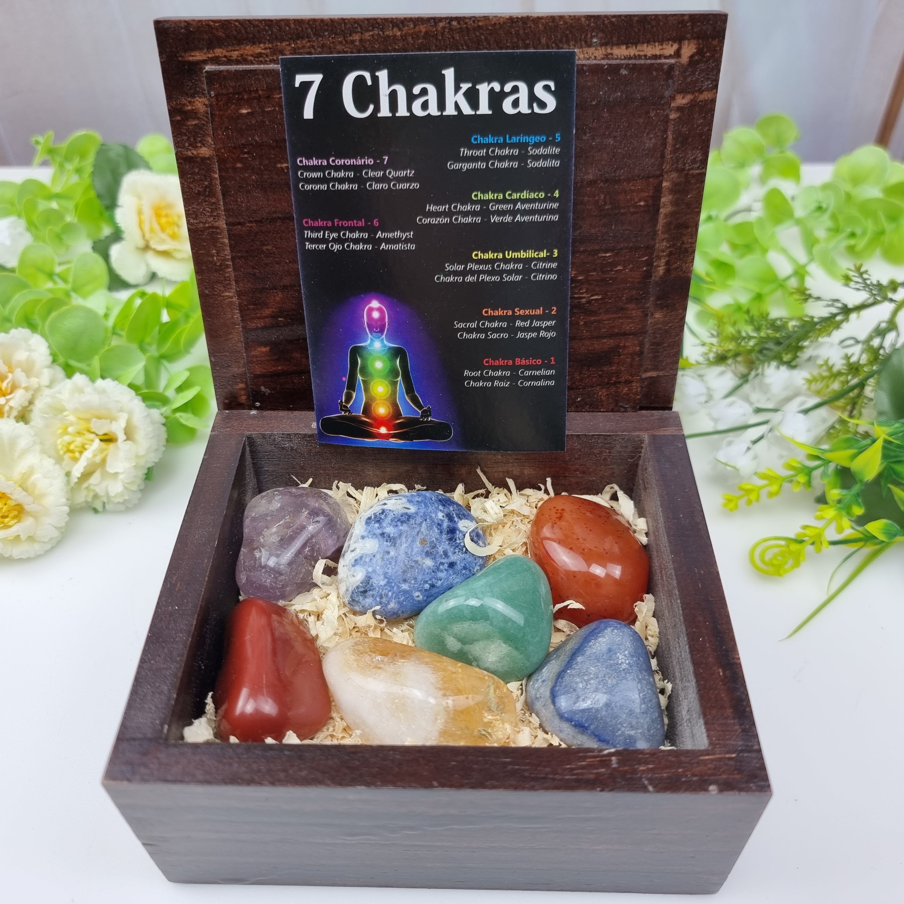 Caja de Piedras Terapéuticas 7 Chakras Pulidas embalaje de madera 1Pz