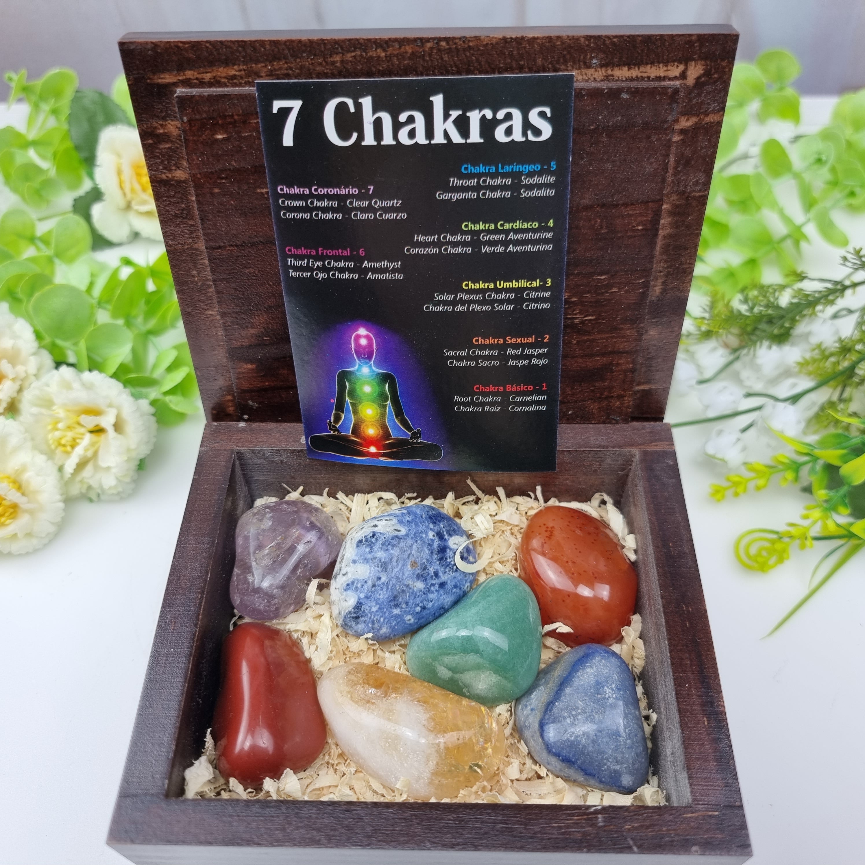 Caja de Piedras Terapéuticas 7 Chakras Pulidas embalaje de madera 1Pz