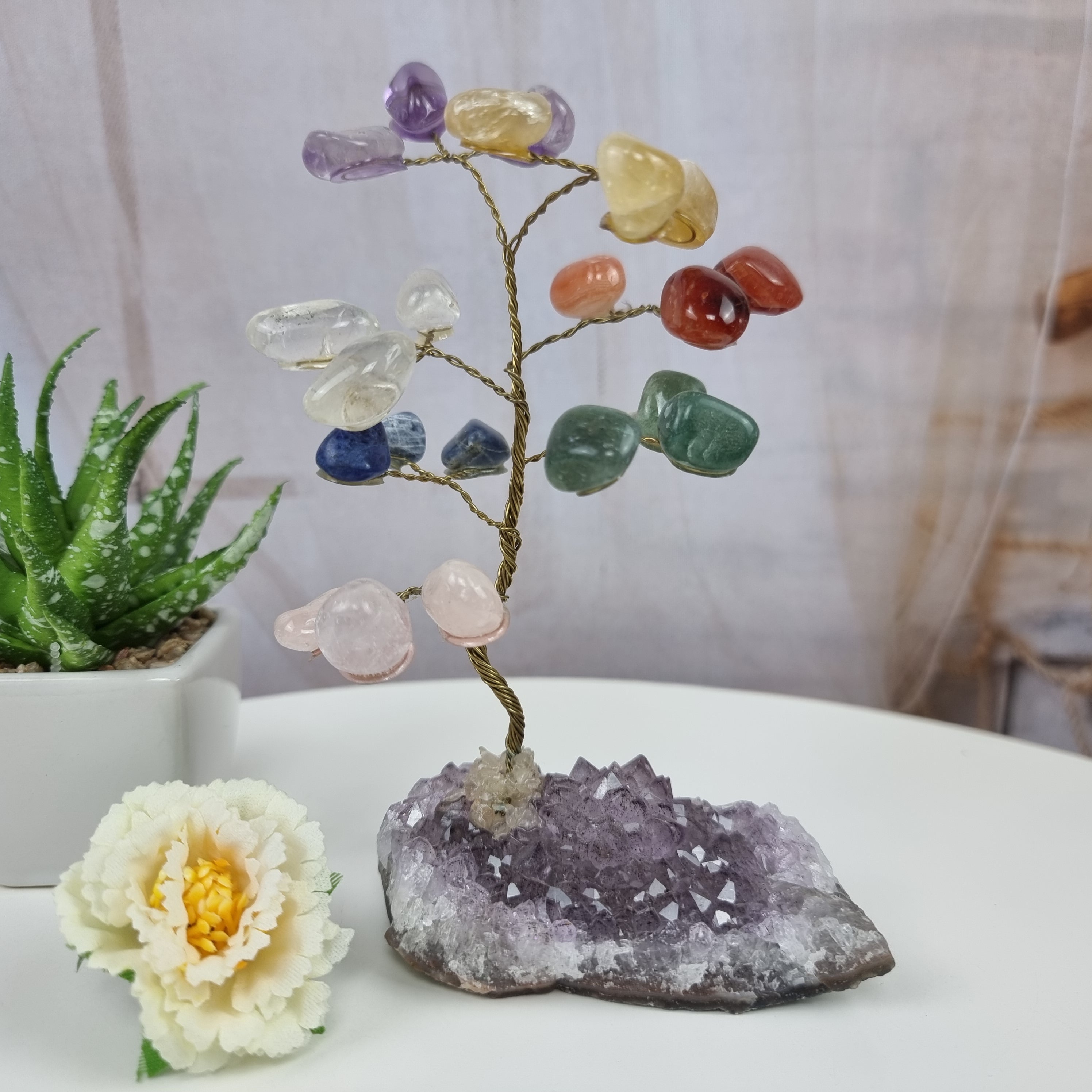 Árvore 7 Chakras pedras preciosas 7 galhos 21 Pedras Base Ametista Qualy A - 150 g