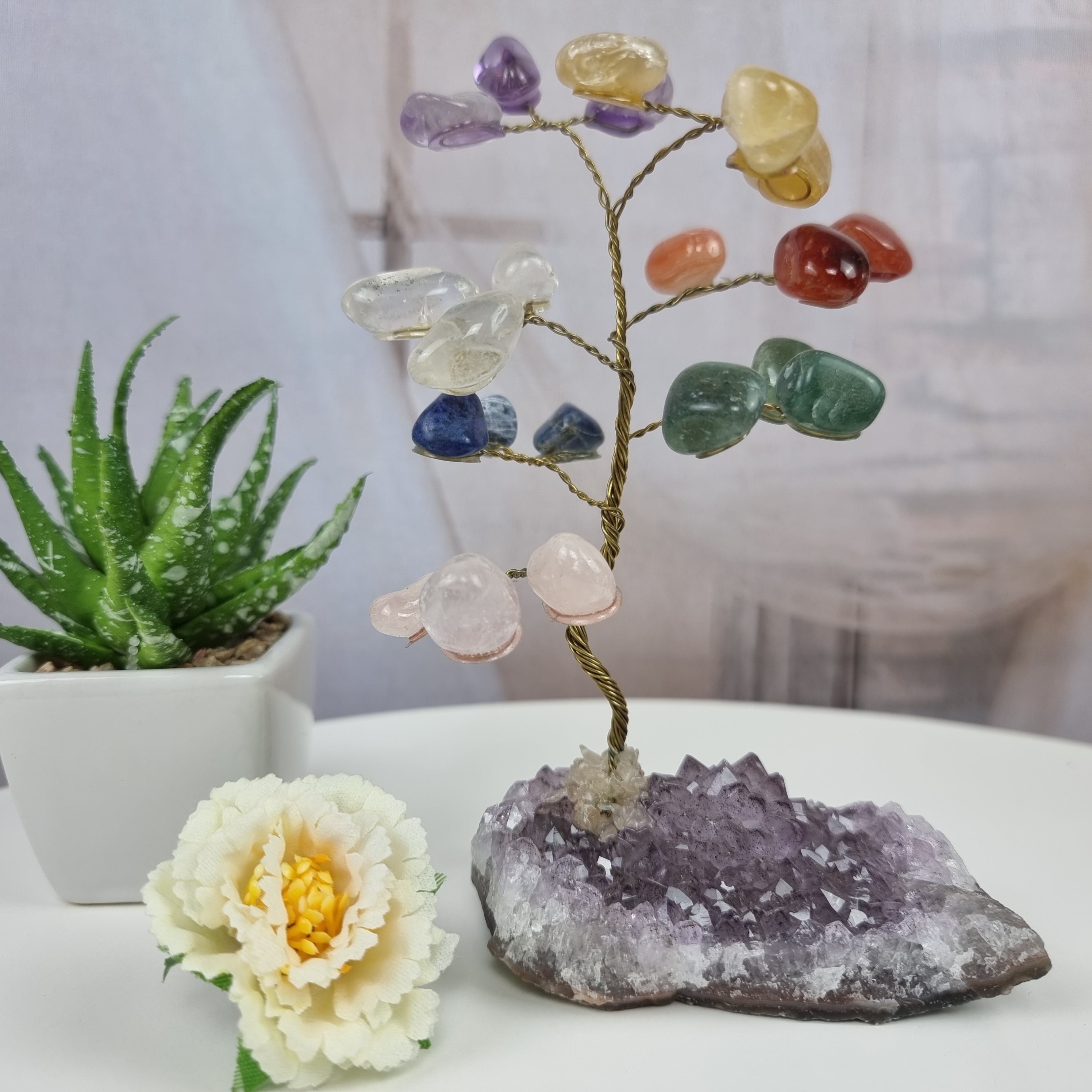 Árvore 7 Chakras pedras preciosas 7 galhos 21 Pedras Base Ametista Qualy A - 150 g