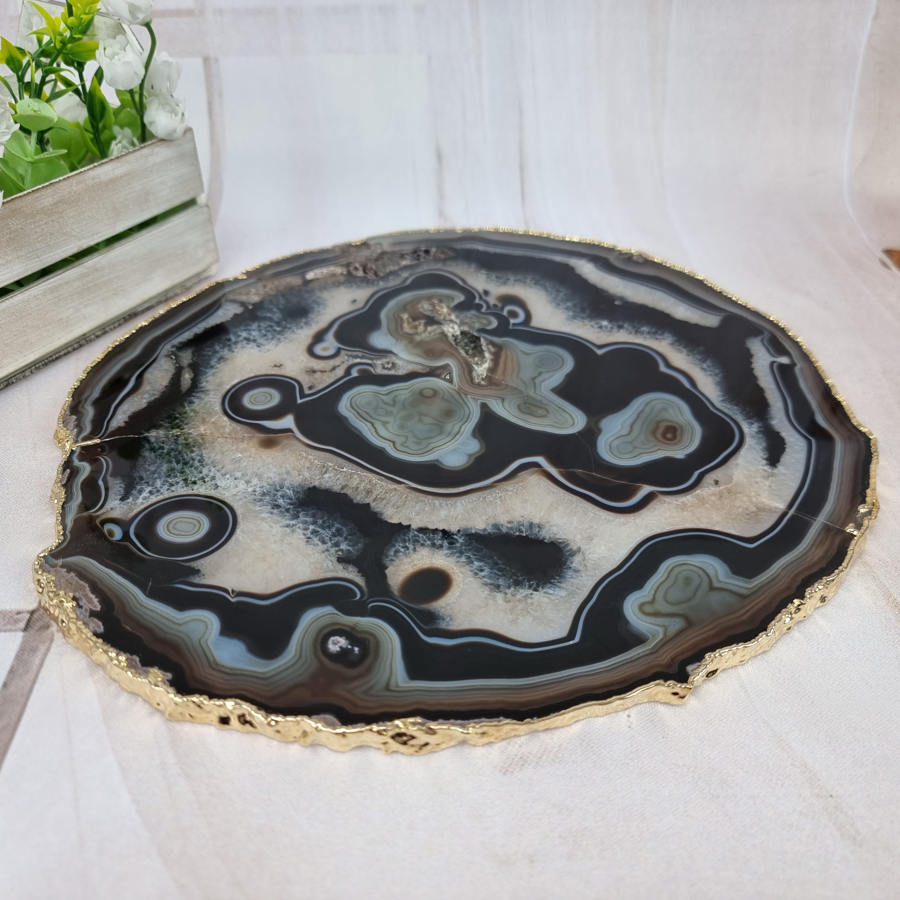 Bandejas de Ágata con BORDES DORADOS tamaño 30 a 35 cm y peso 3 kg