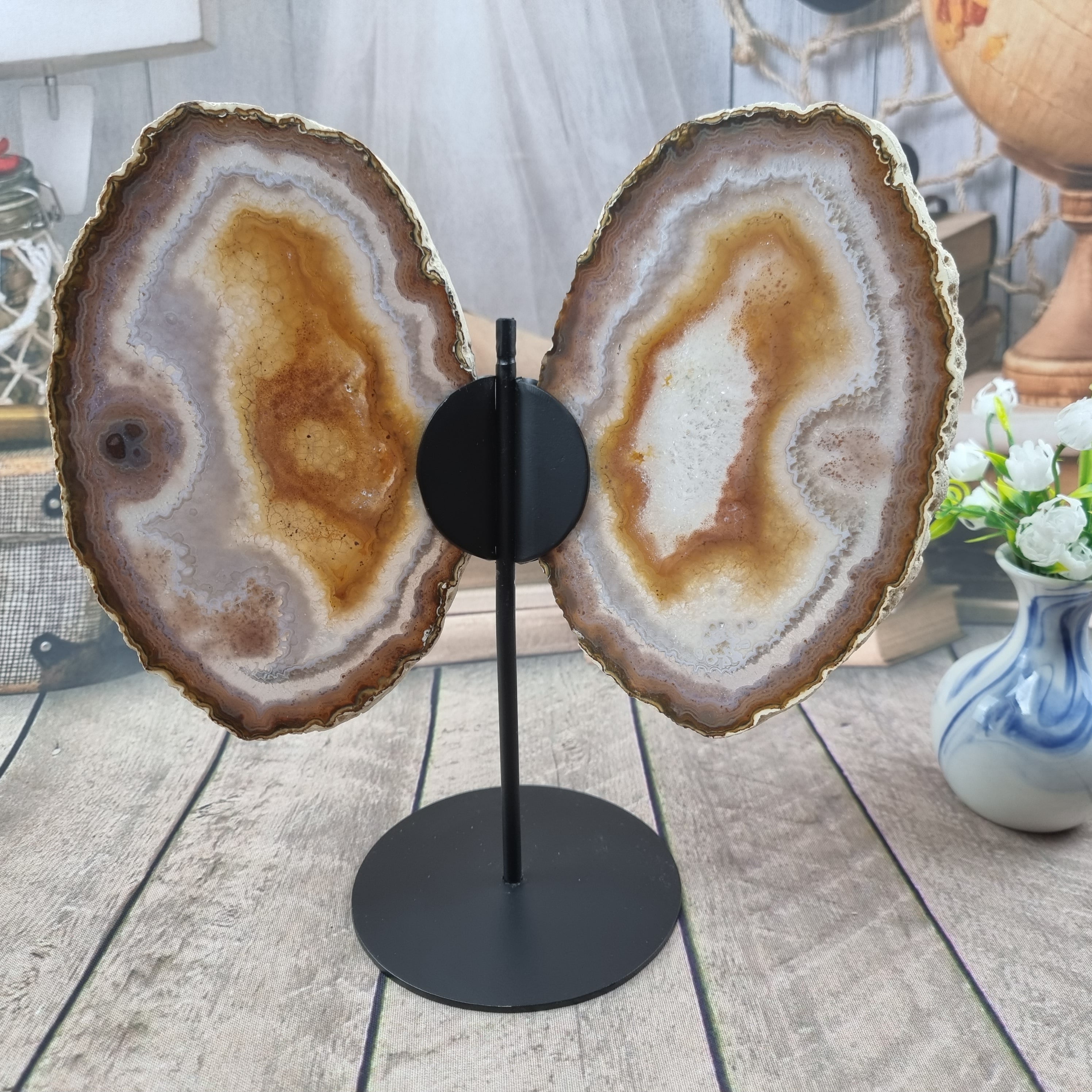 Mariposas de Ágata Natural tamaño 30 cm altura base de hierro y peso 900 kg