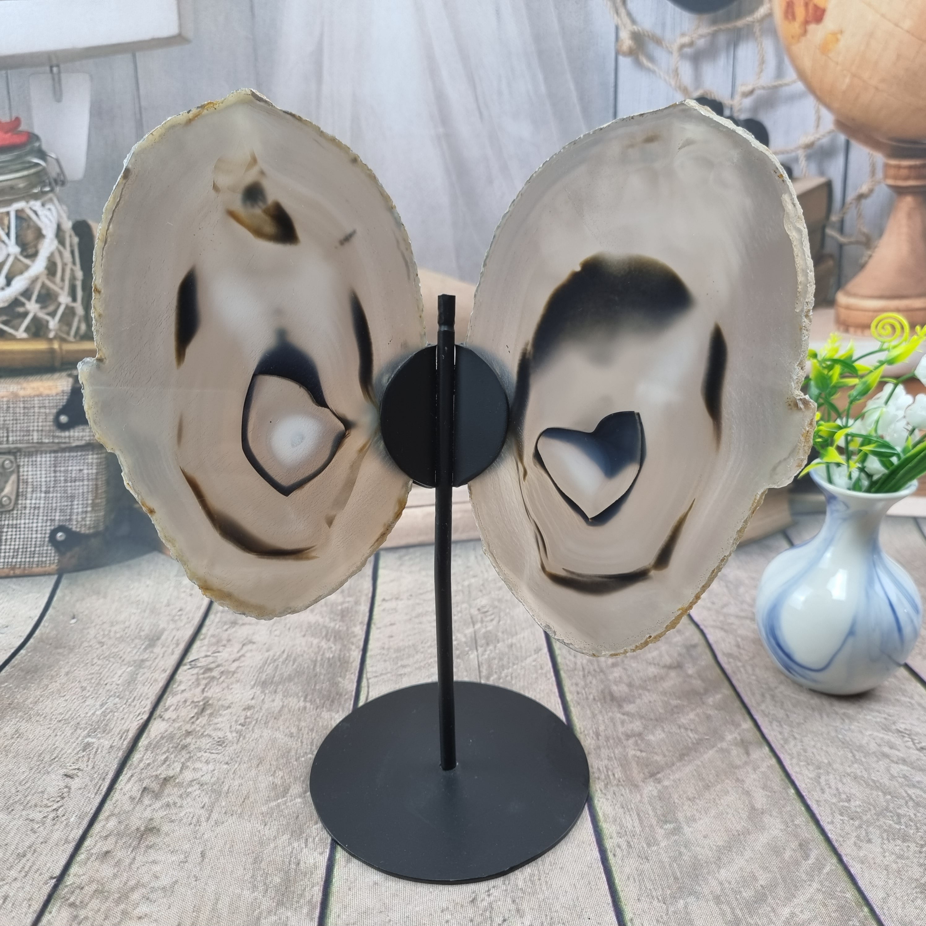 Borboletas Ágatas Naturais tamanho 30 cm altura base de ferro e Peso de 900 kg