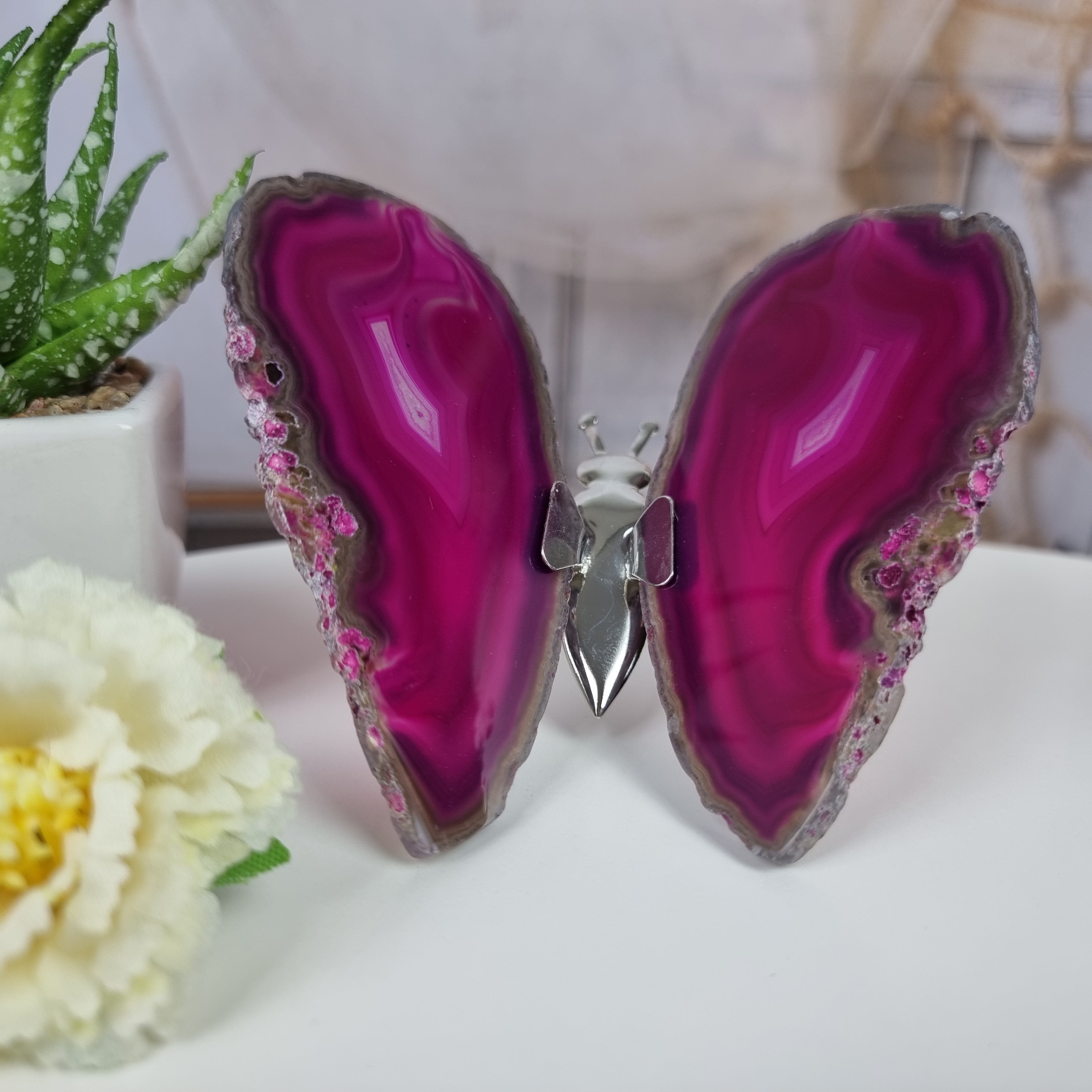 Natural Agate Butterflies Insect size 8 to 10 cm Silver and weighing 110 grams