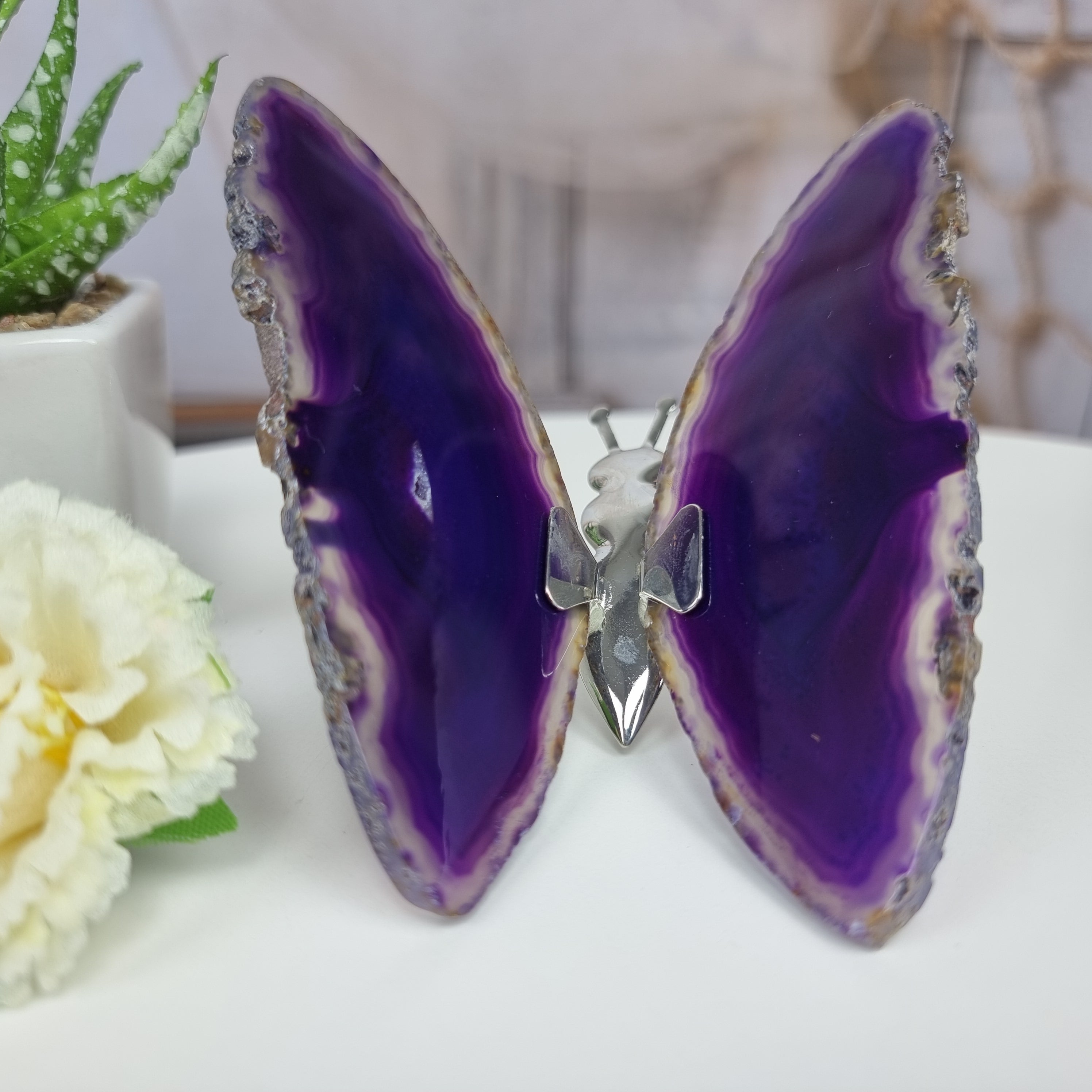 Natural Agate Butterflies Insect size 8 to 10 cm Silver and weighing 110 grams
