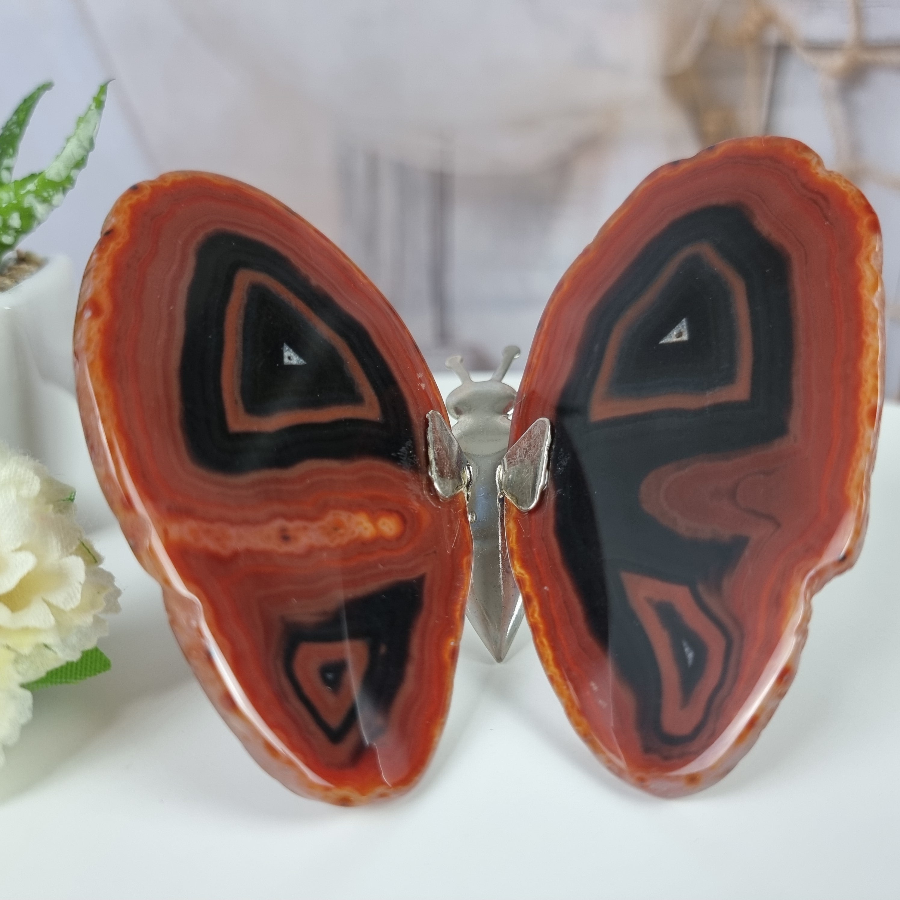 Natural Agate Butterflies Insect size 8 to 10 cm Silver and weighing 110 grams