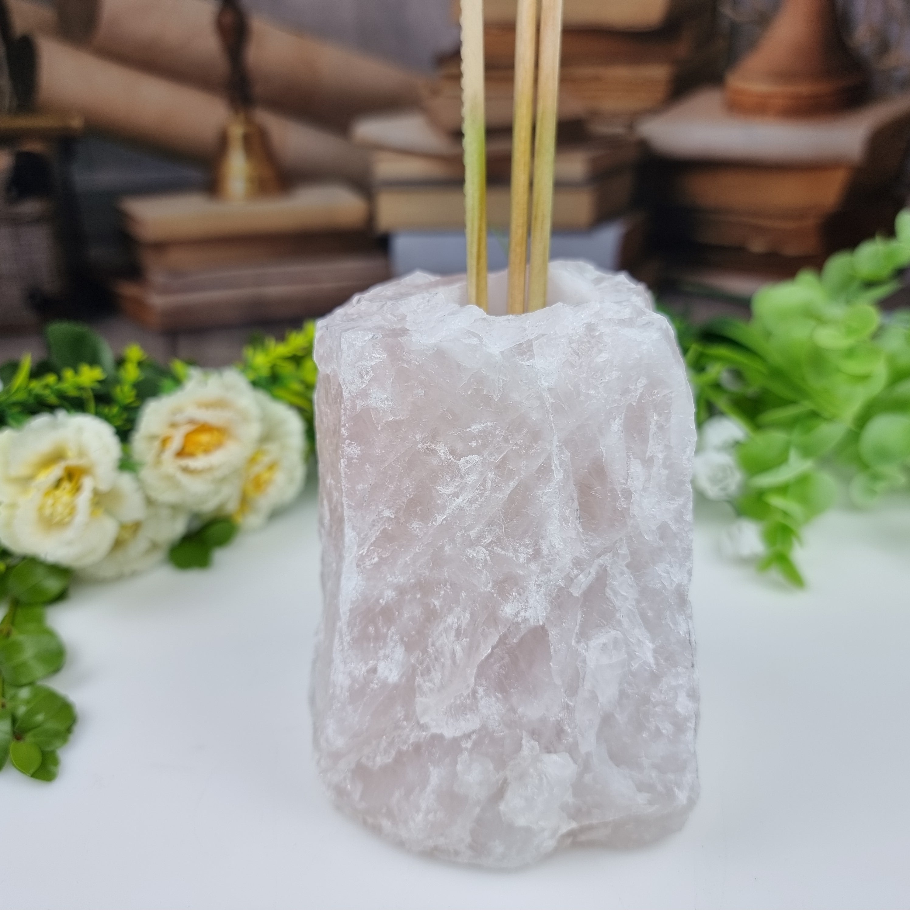 Difusor de Quartzos Sortidos Pedras Naturais altura 15 cm e Peso total de 1,50 kg