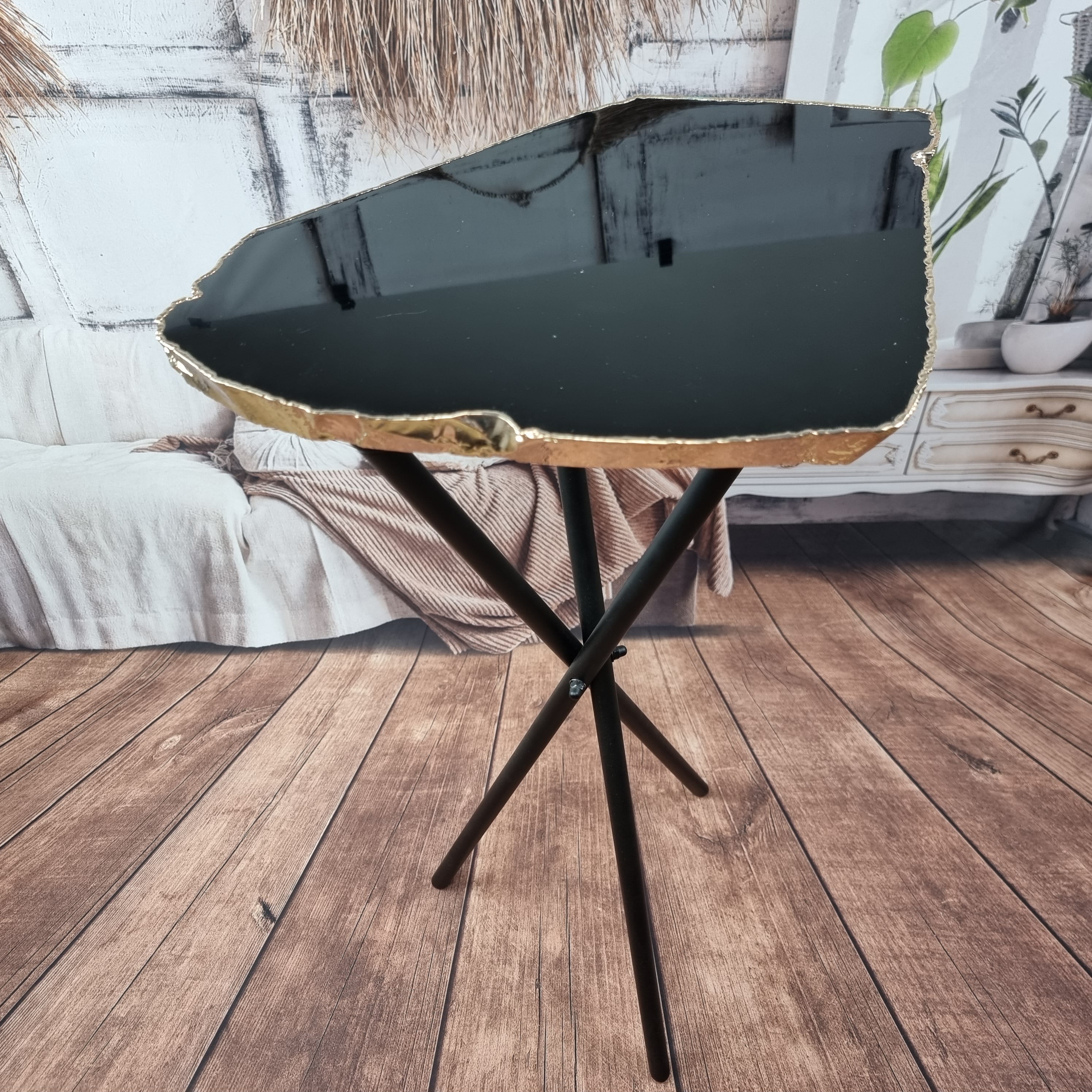 Mesas Laterais de QUARTZOS Opções Para Escolha | Base Tripé 3 opções | Altura de 60 cm - Peça Artesanal BR Crystals