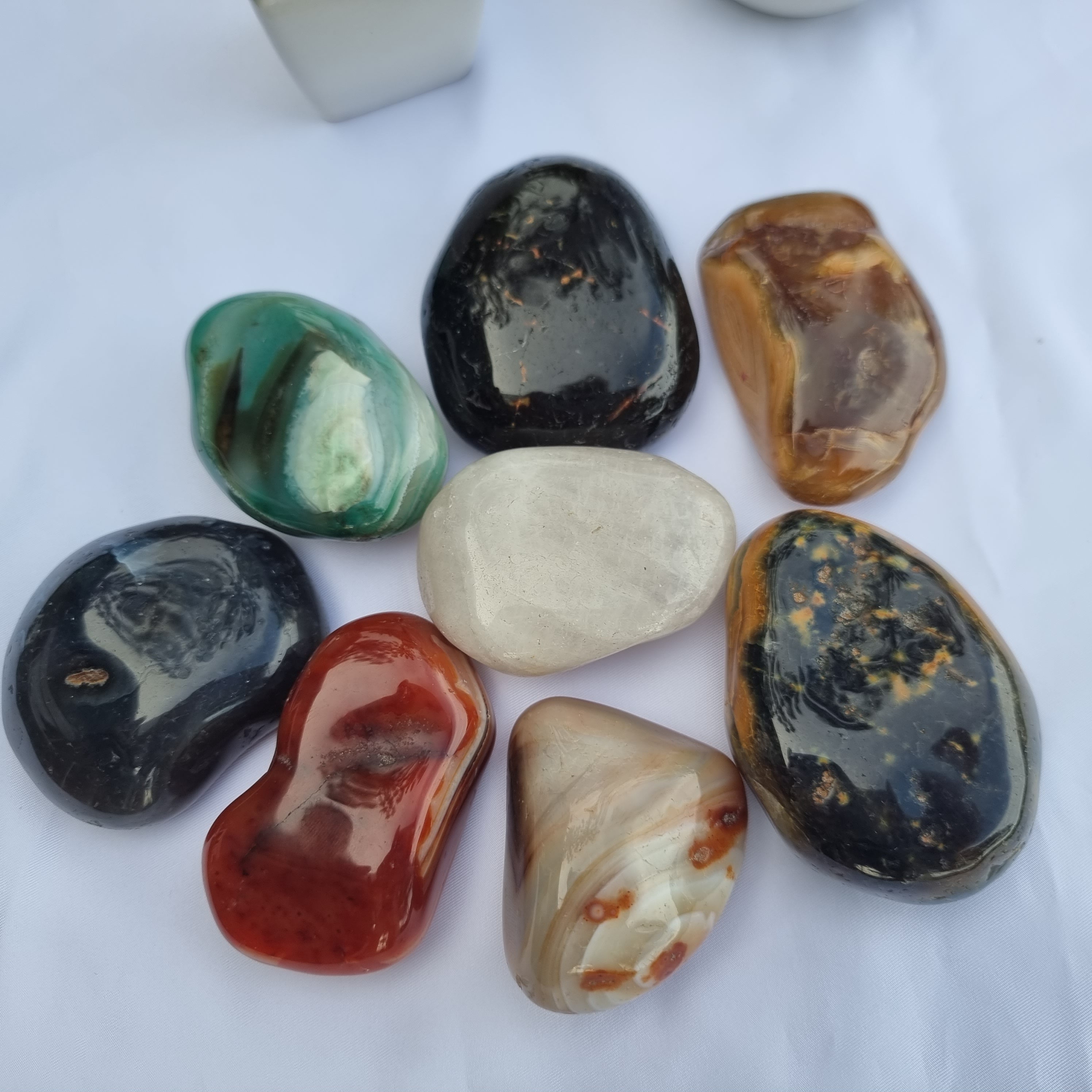 Pedras Roladas Terapêuticas Sortidas Polidas 5 a 8 cm Quantidade 1 kg