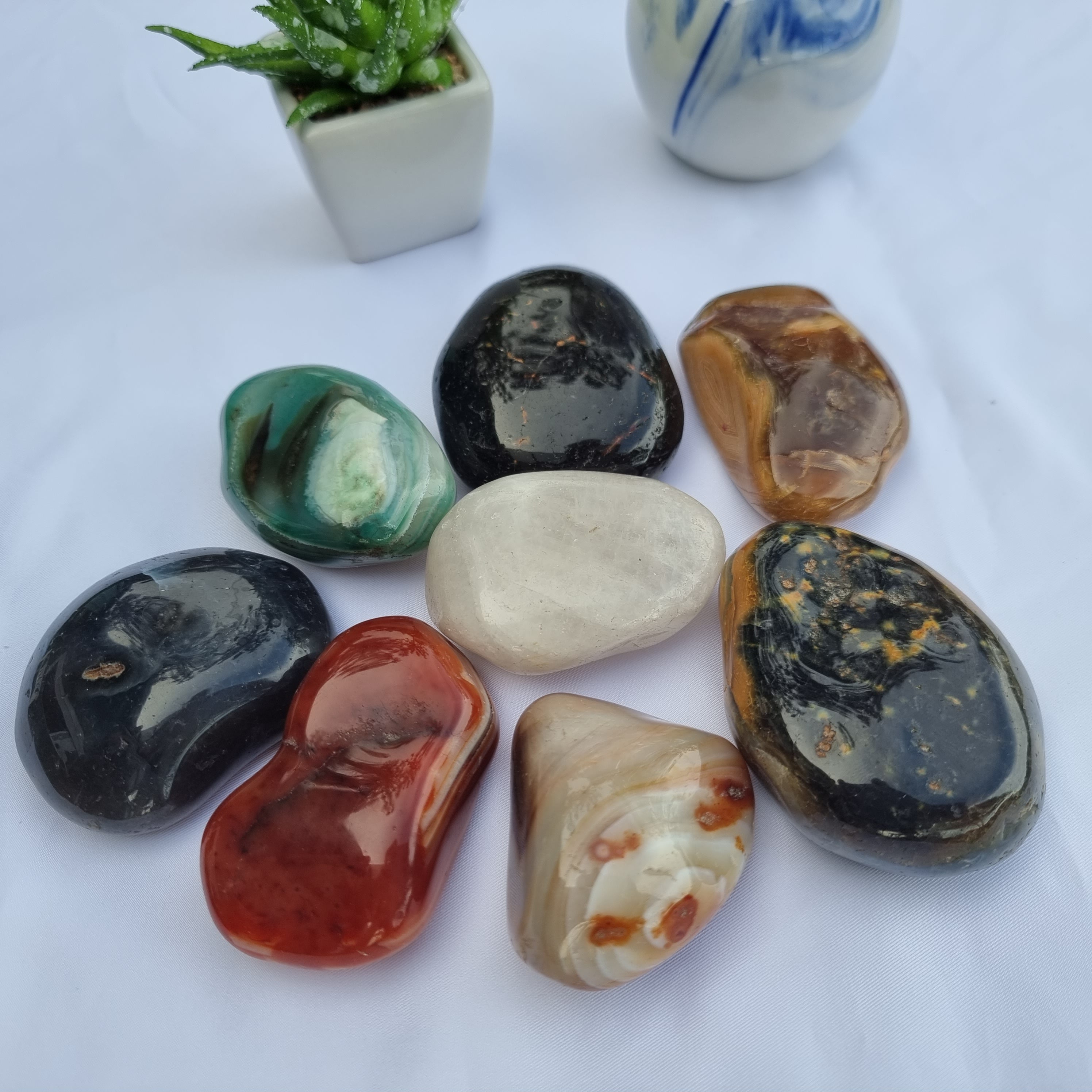 Pedras Roladas Terapêuticas Sortidas Polidas 5 a 8 cm Quantidade 1 kg