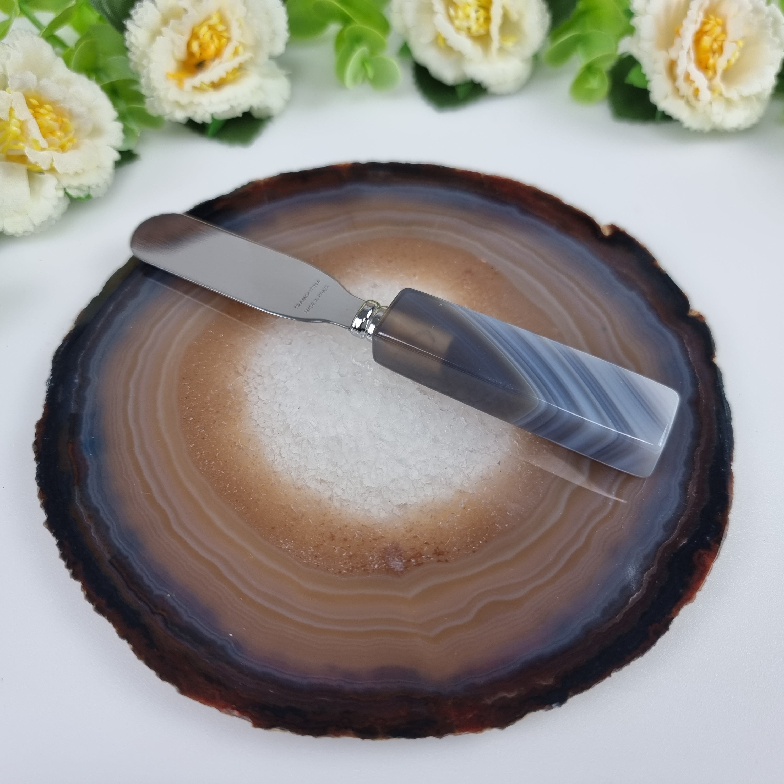 Porta Frios de Ágatas com Bordas Naturais e Espátula - Medida 15 a 18 cm 1 Peça