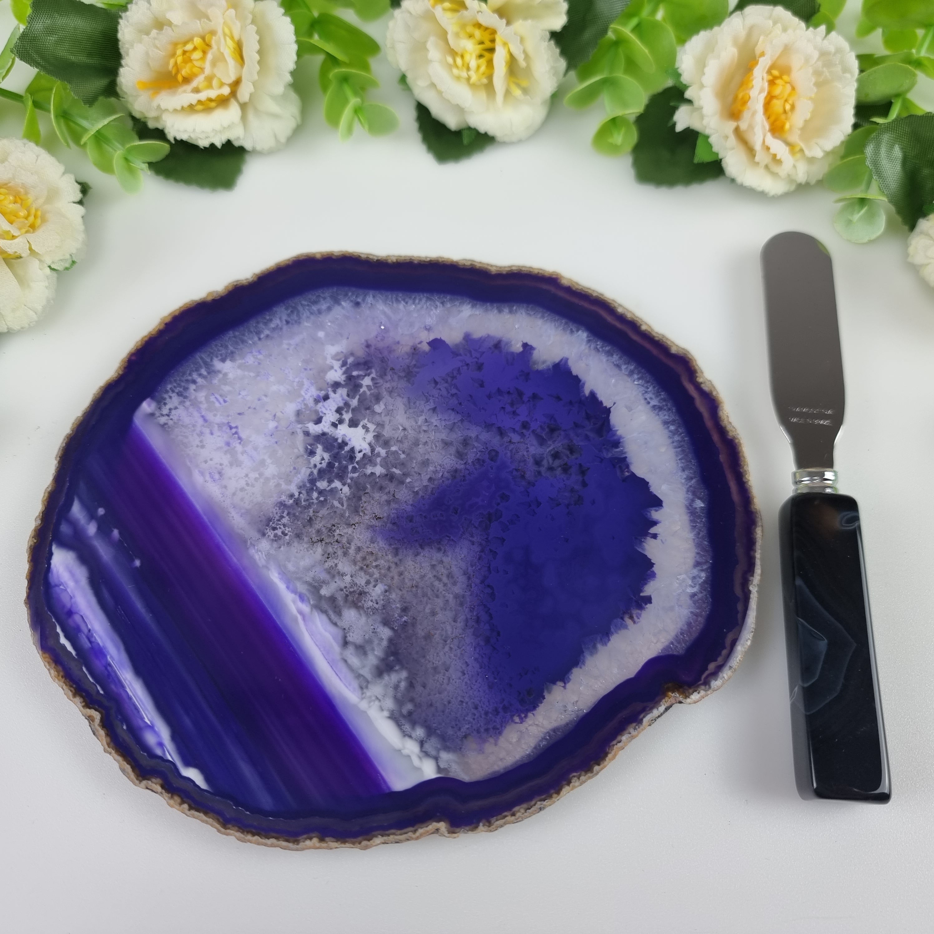 Porta Frios de Ágatas com Bordas Naturais e Espátula - Medida 15 a 18 cm 1 Peça