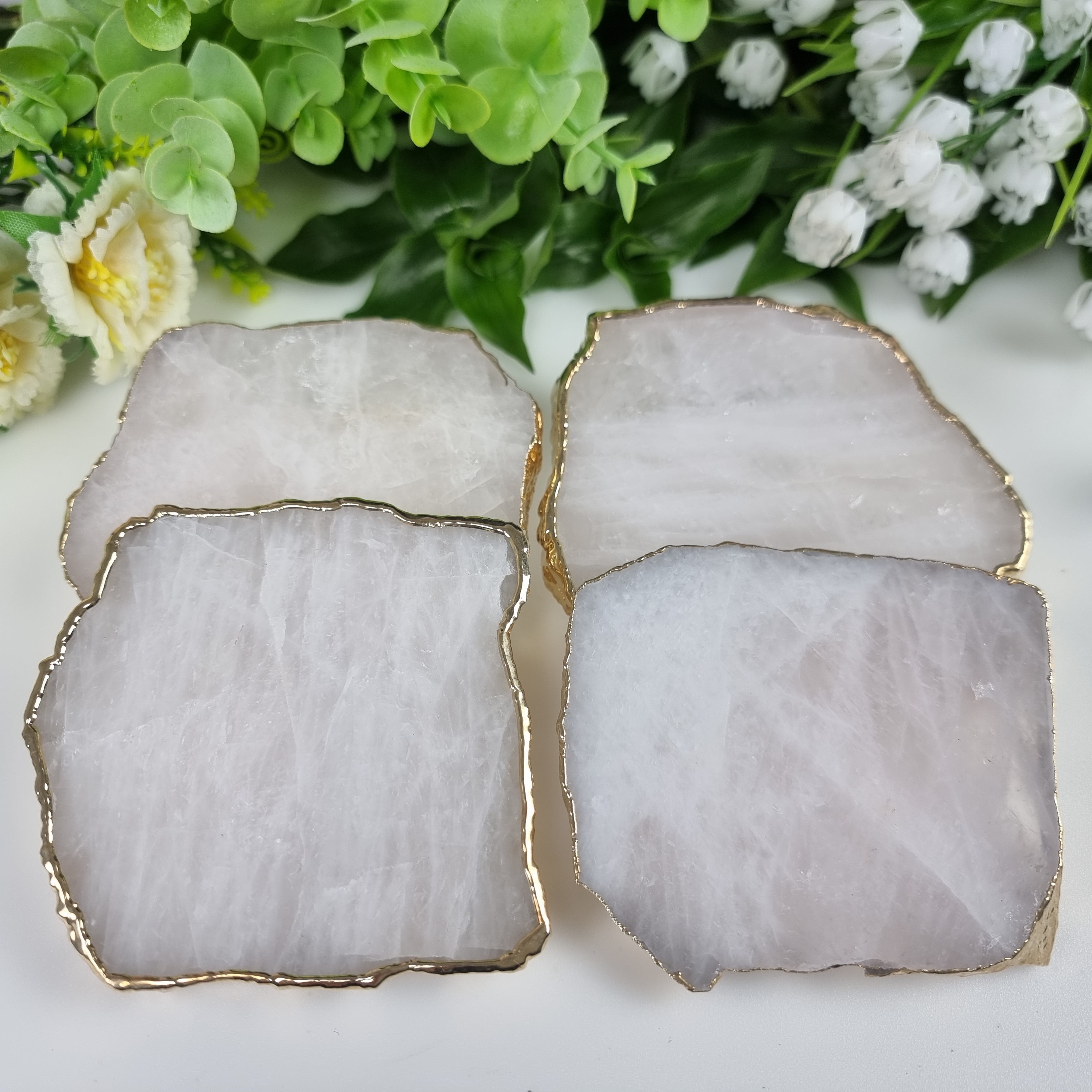 Assorted Quartz Coasters Gold Plated 10 to 13 cm - 4 pcs Total weight of 1.20 kg