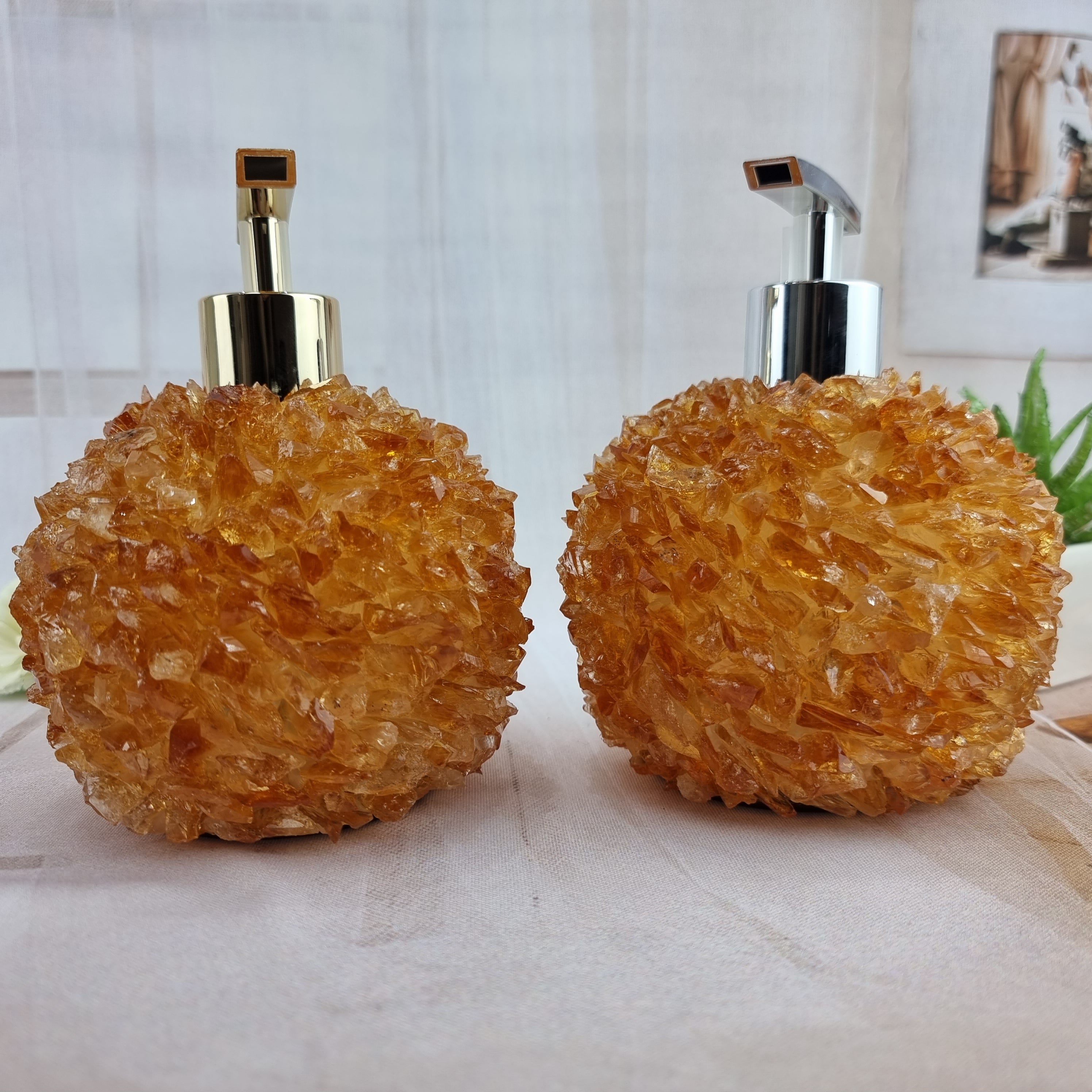 Saboneteira de CITRINO com Cristais | Altura 15 cm | Bocal Dourado e Prateado | Energia, Beleza e Sofisticação