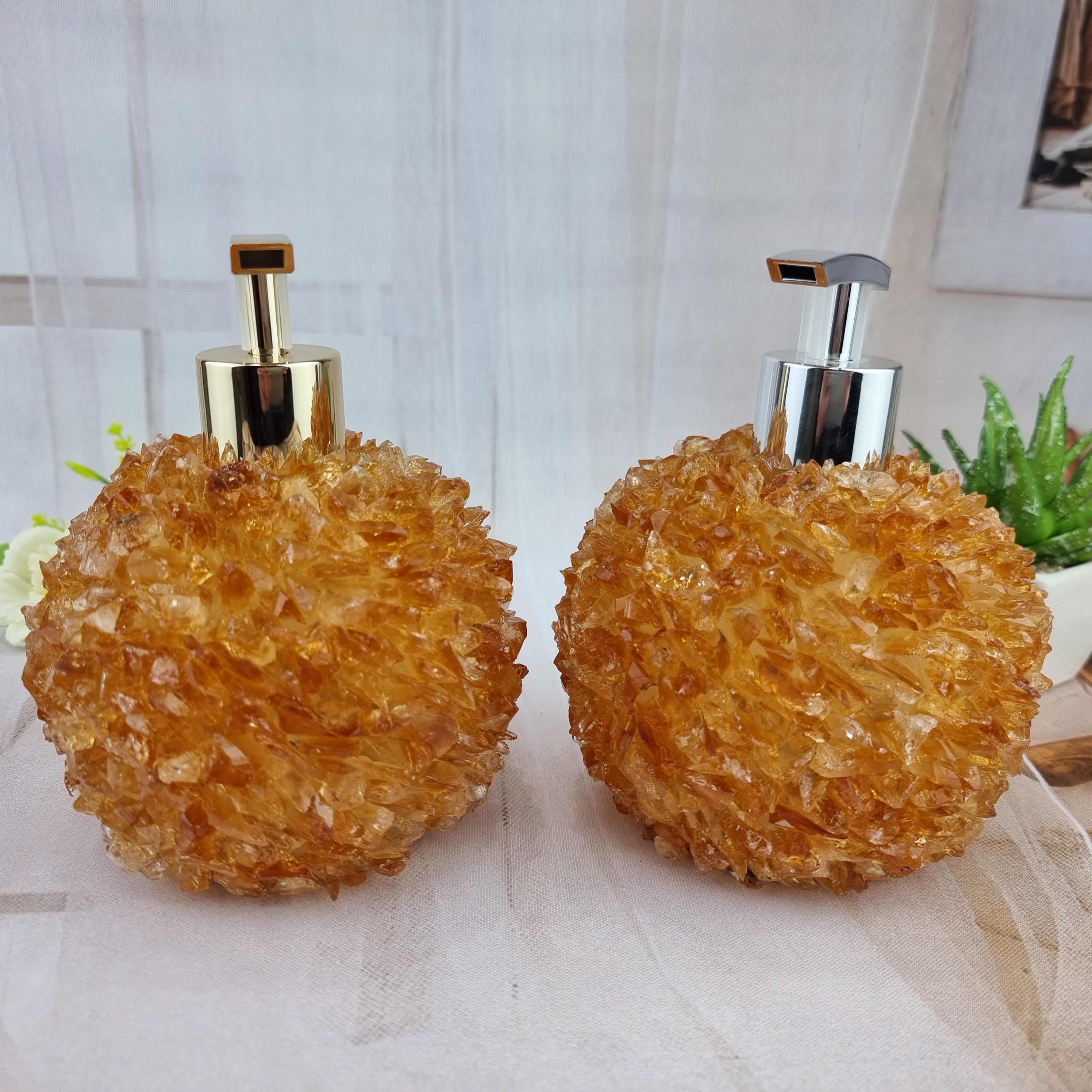 Saboneteira de CITRINO com Cristais | Altura 15 cm | Bocal Dourado e Prateado | Energia, Beleza e Sofisticação