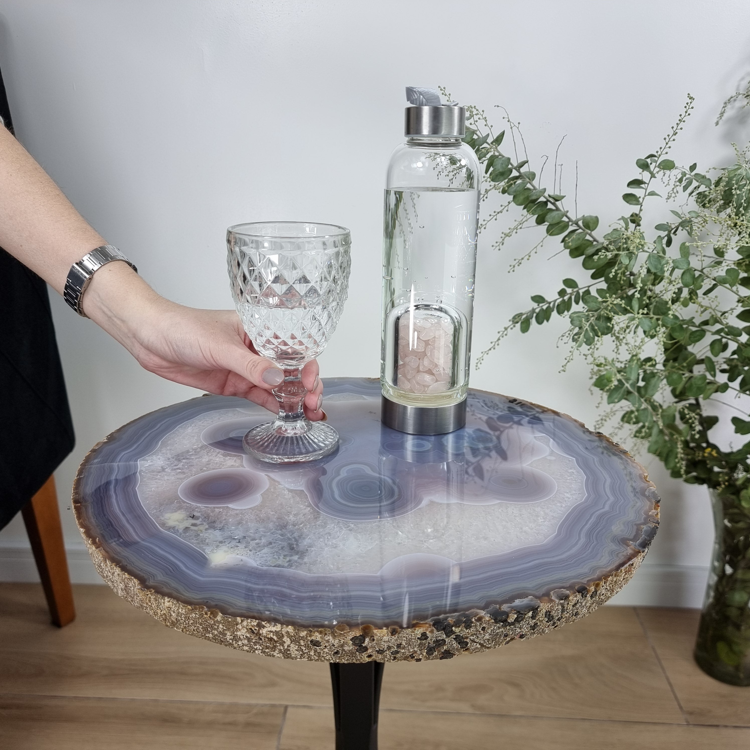 Side Table Natural Agates Thin Plates golden base 60 cm high, total weight 5 kg