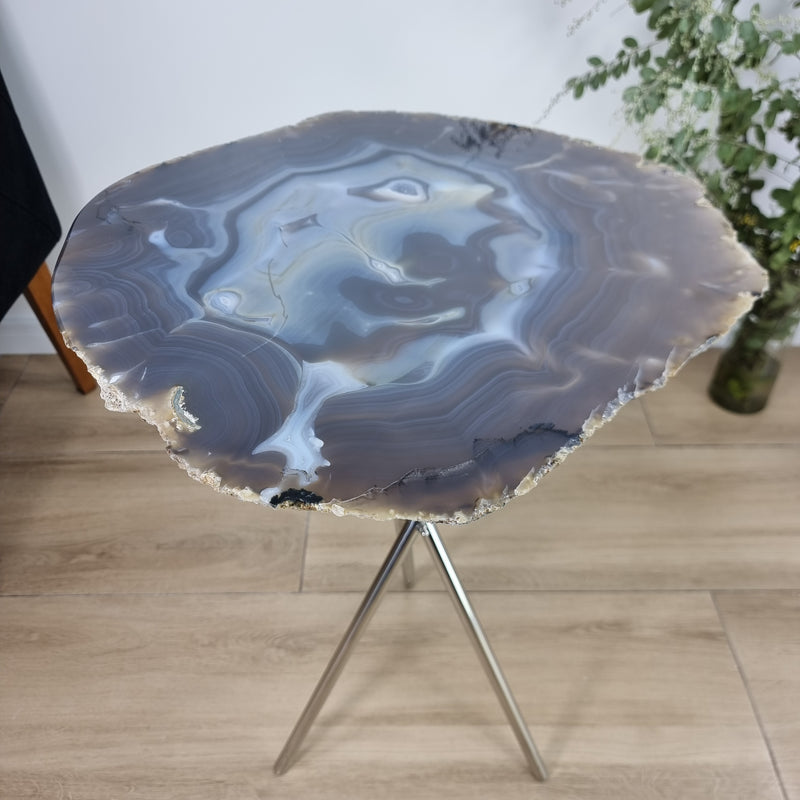 Mesa Lateral de Ágatas Chapas Finas Base Prata 60 cm Altura, Peso 5 kgs
