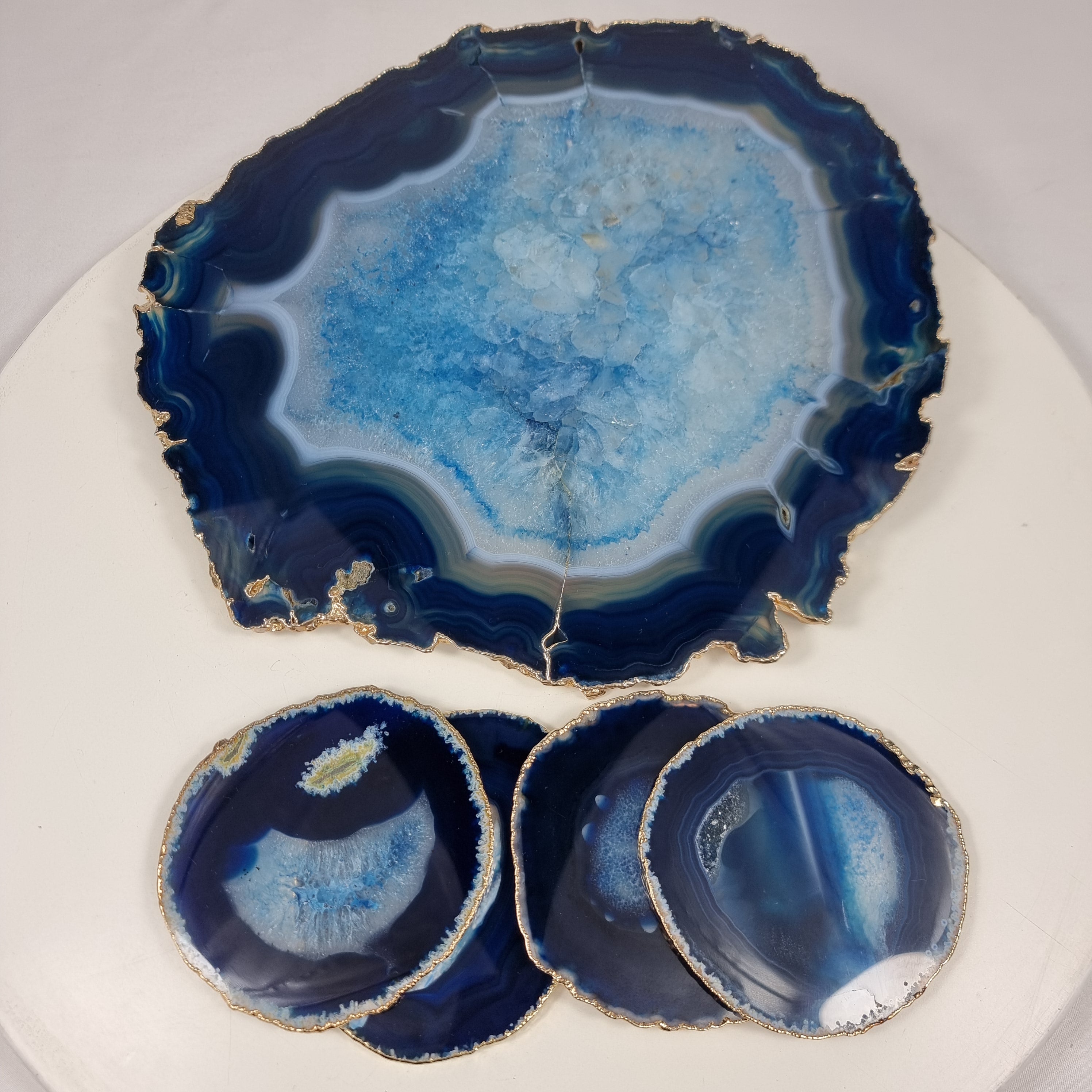Bandeja com Porta Copos de Ágatas AZUIS Naturais | 5 Unidades | Tamanho 30 cm | Peça Artesanal BR Crystals