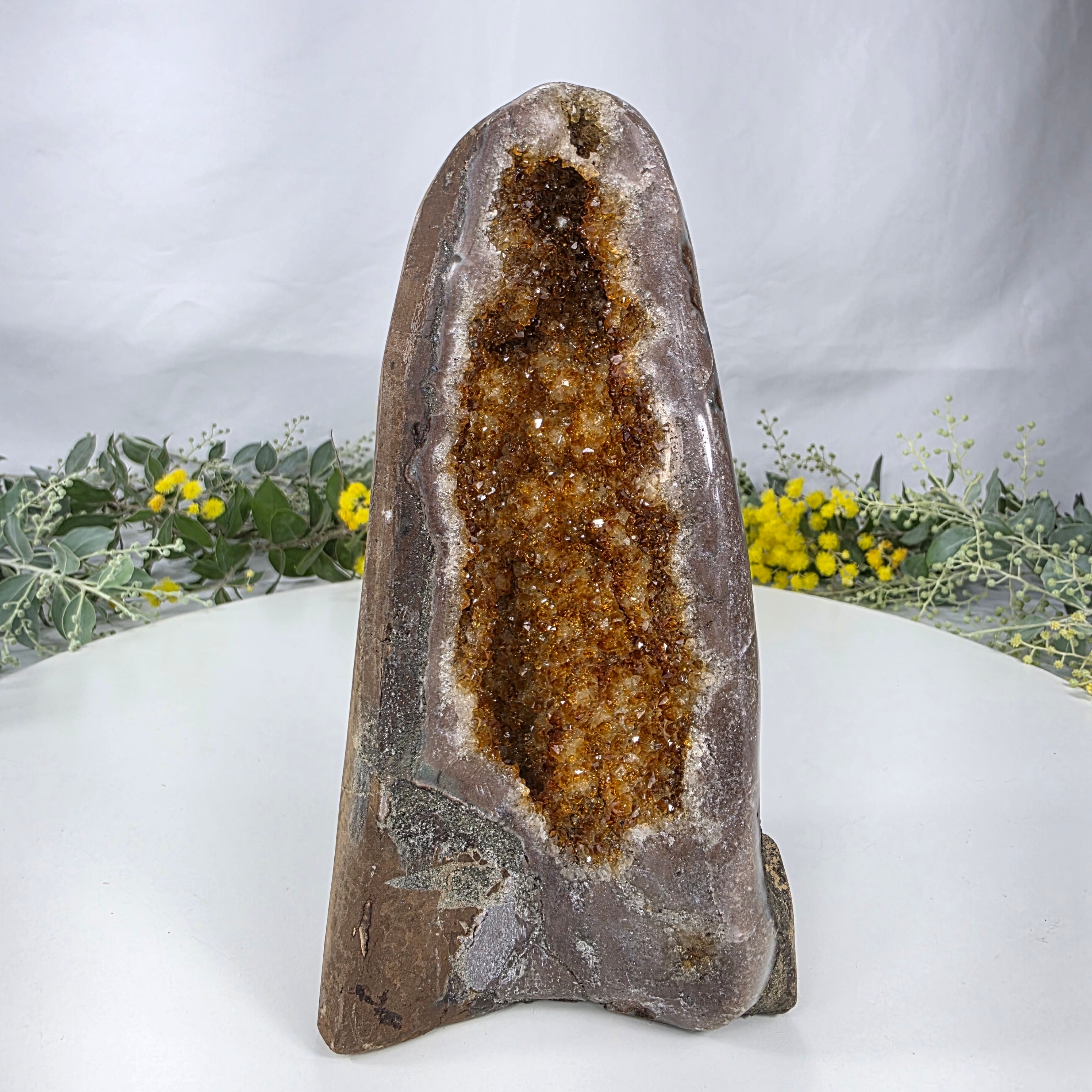 Capela de Citrino Especial | Peso 1,20 Kgs, Altura de 19 cm | Peça Artesanal BR Crystals