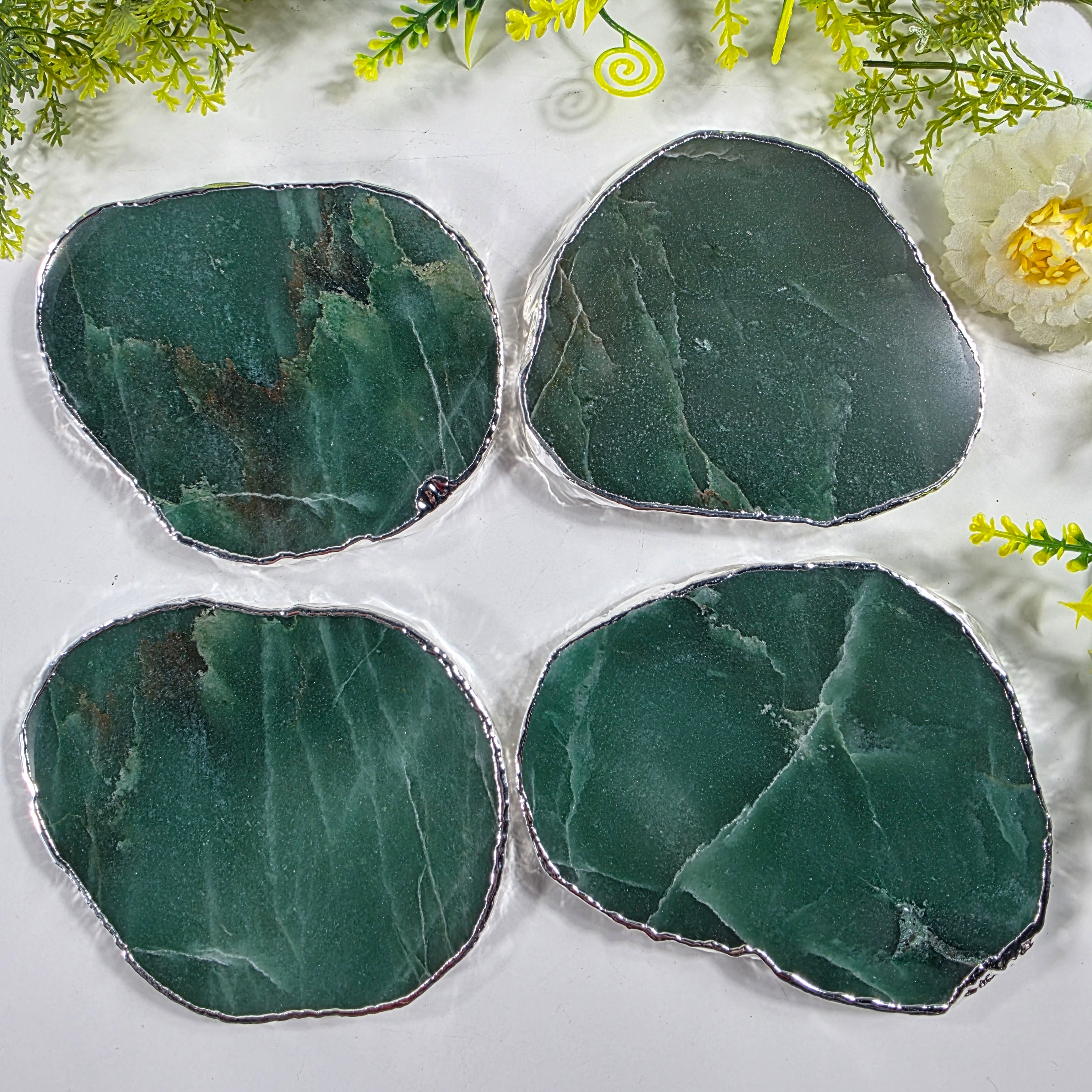 Porta Copos de Quartzo Verde BANHO Prata | 4 unidades | Altura de 8 a 10 cm | Peça Artesanal BR Crystals