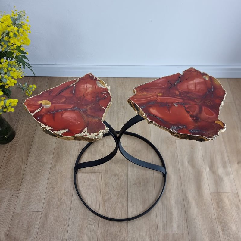 Mesa Lateral (PAR) Makaita com Banho Dourado e Base de Ferro Alt 50 cm