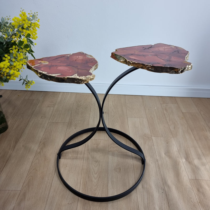 Mesa Lateral (PAR) Makaita com Banho Dourado e Base de Ferro Alt 50 cm
