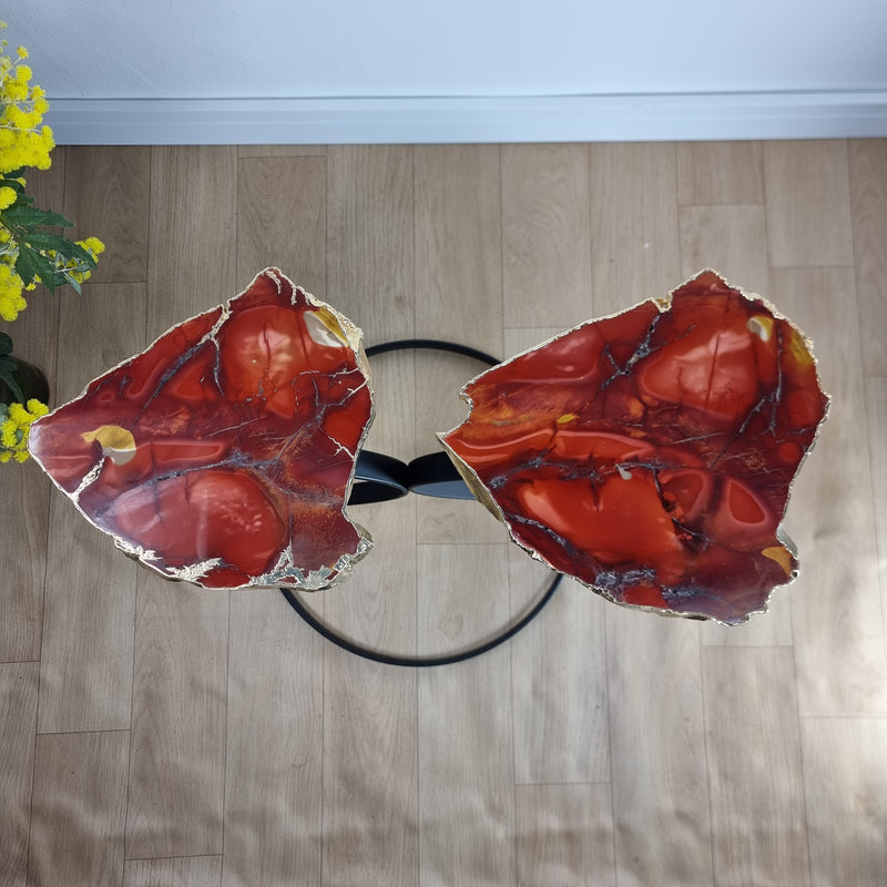 Mesa Lateral (PAR) Makaita com Banho Dourado e Base de Ferro Alt 50 cm