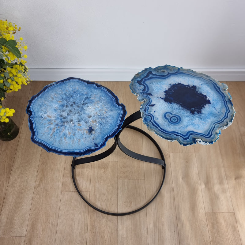 Mesa Lateral (PAR) Ágatas Naturais Chapas FINAS com base ferro 60 cm Alt