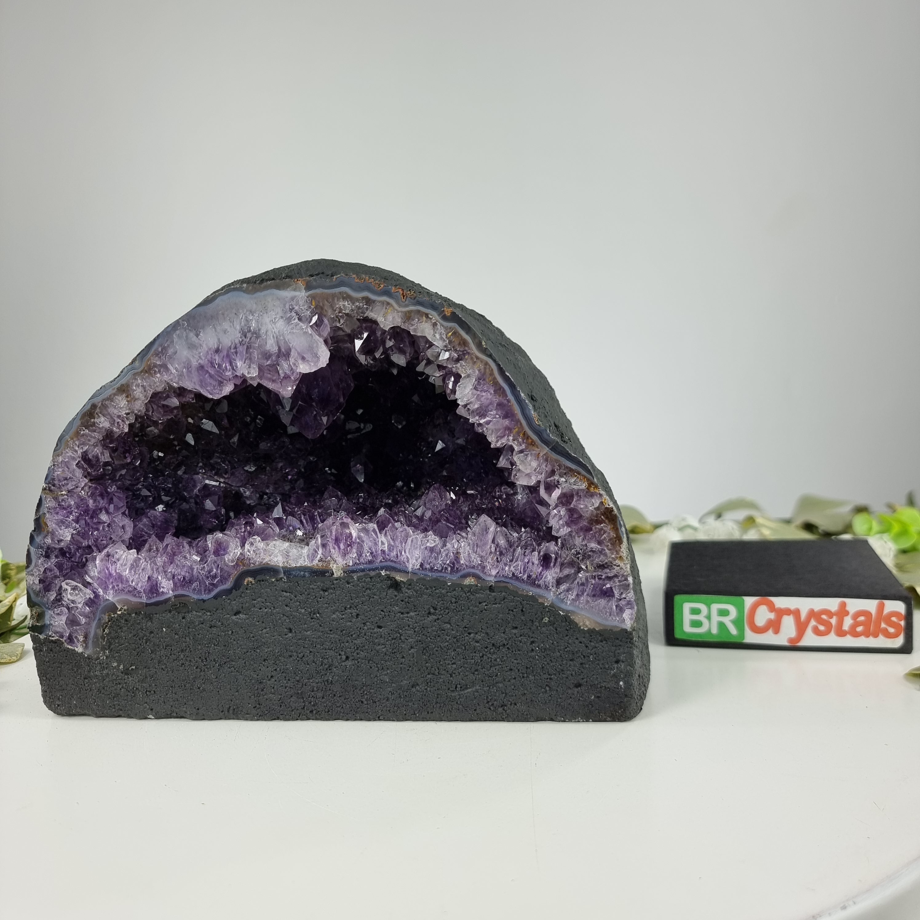 Capela em Ametista Bruta Drusa - Geodo de Ametista 5,00 Kgs, Energia, Beleza e Sofisticação