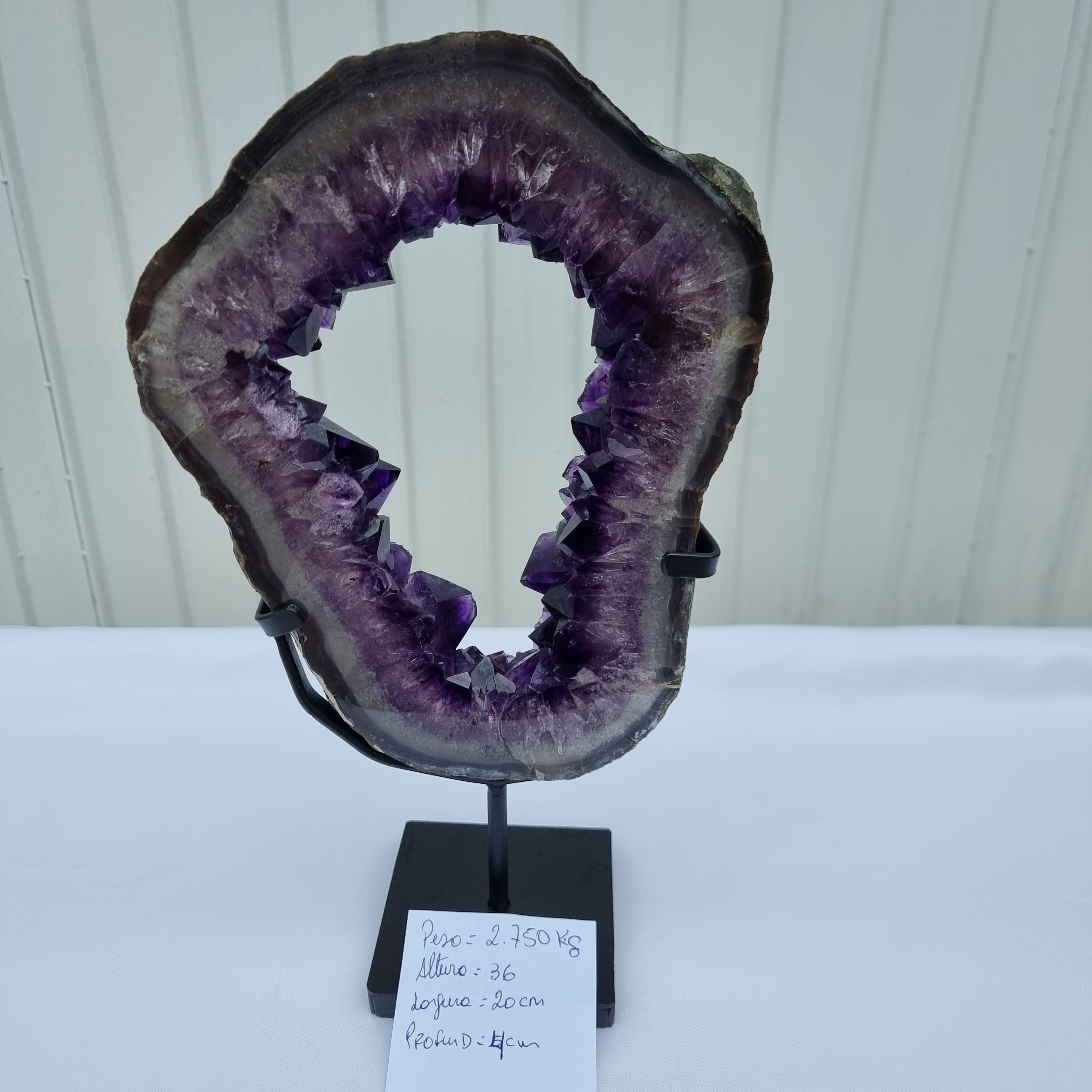 Argola de Ametista com Cristais Roxos | Base de ferro Preta | Peso 2,85 kgs, Altura 33 cm | Energia, Beleza e Sofisticação