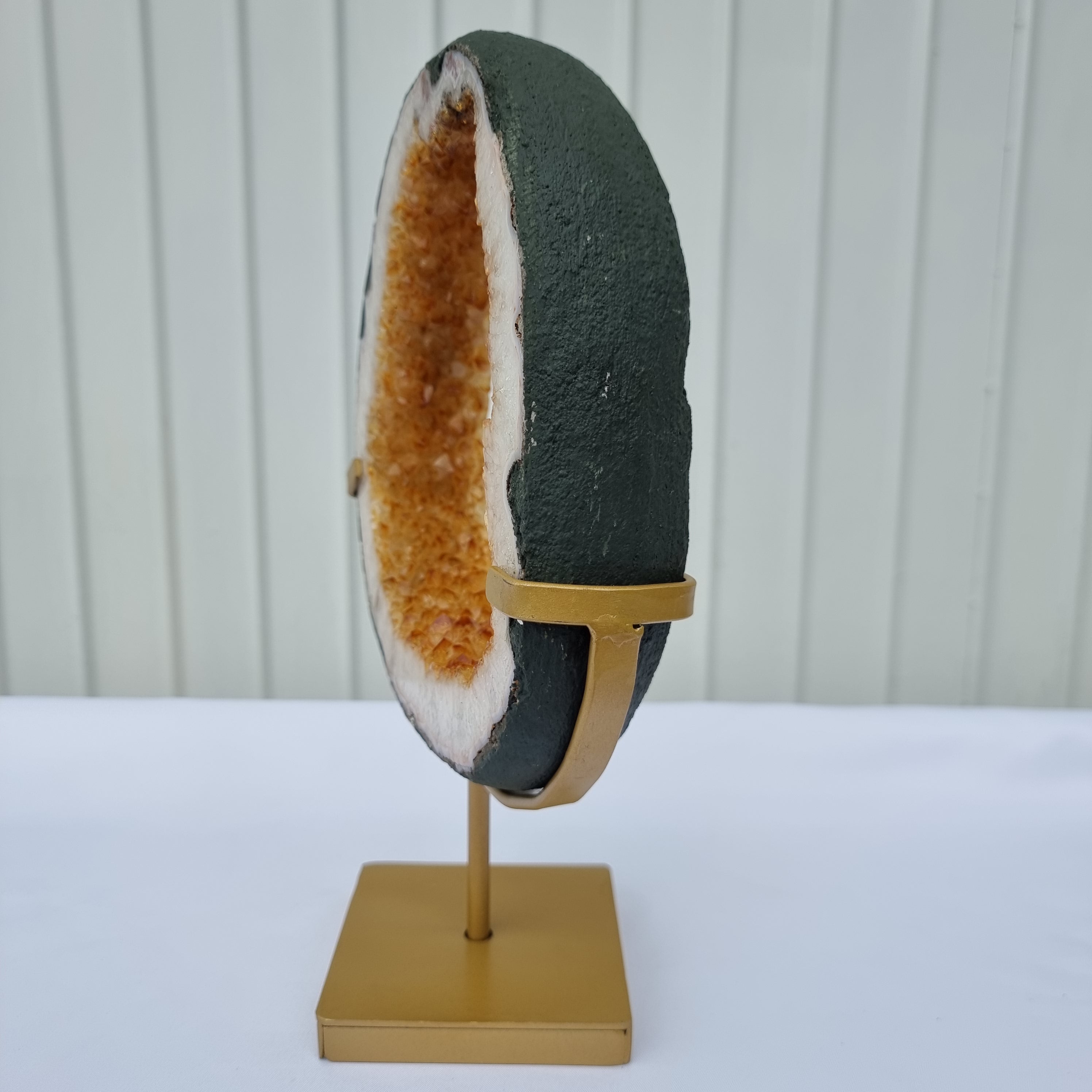 Argola de CITRINO Especial | Base de ferro Preta | Peso 2,30 kgs, Altura 31 cm | Energia, Beleza e Sofisticação | Peça Artesanal BR Crystals&nbsp;